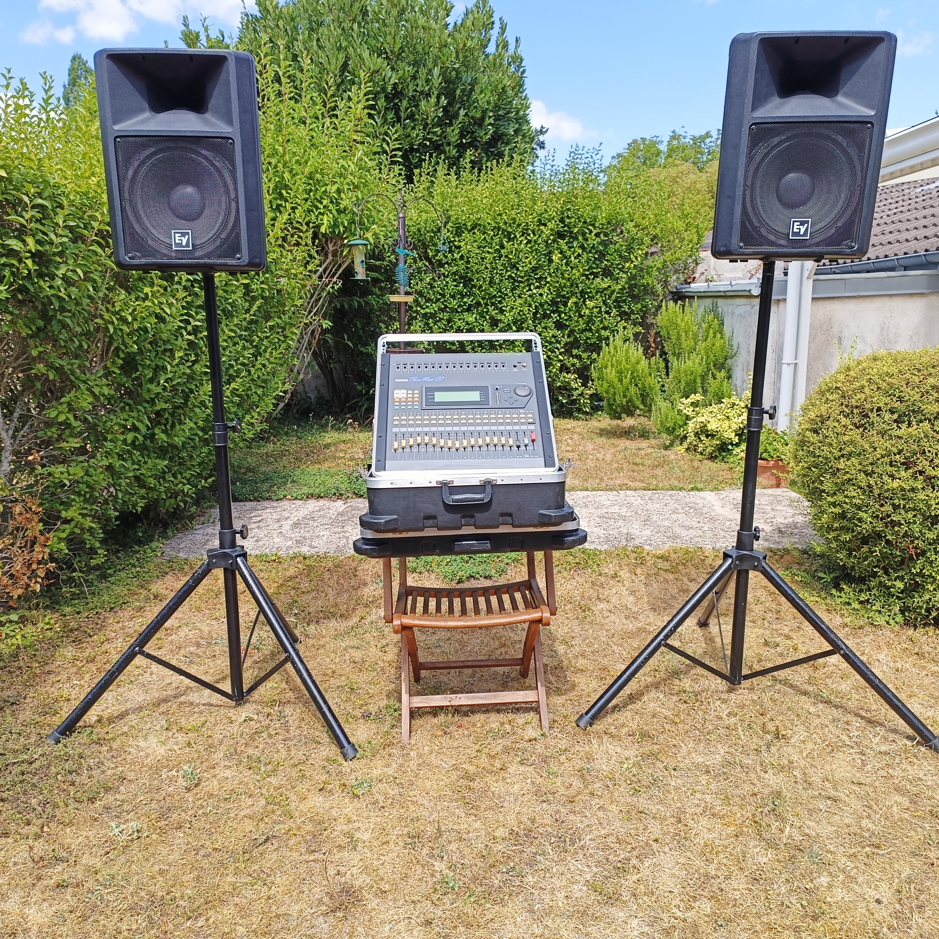 Promix et 2 x electrovoice
