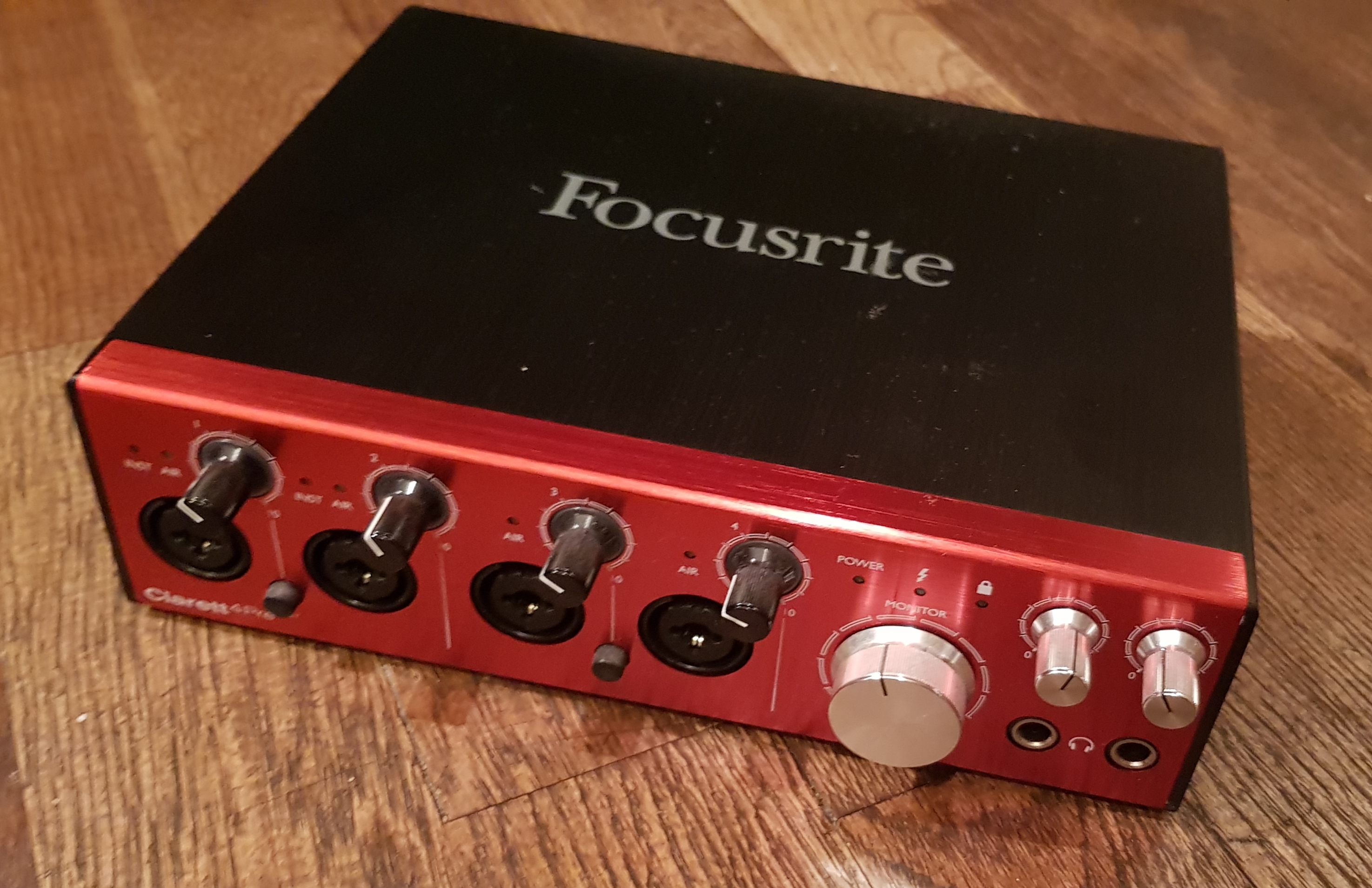 Focusrite 4pre thunderbolt
