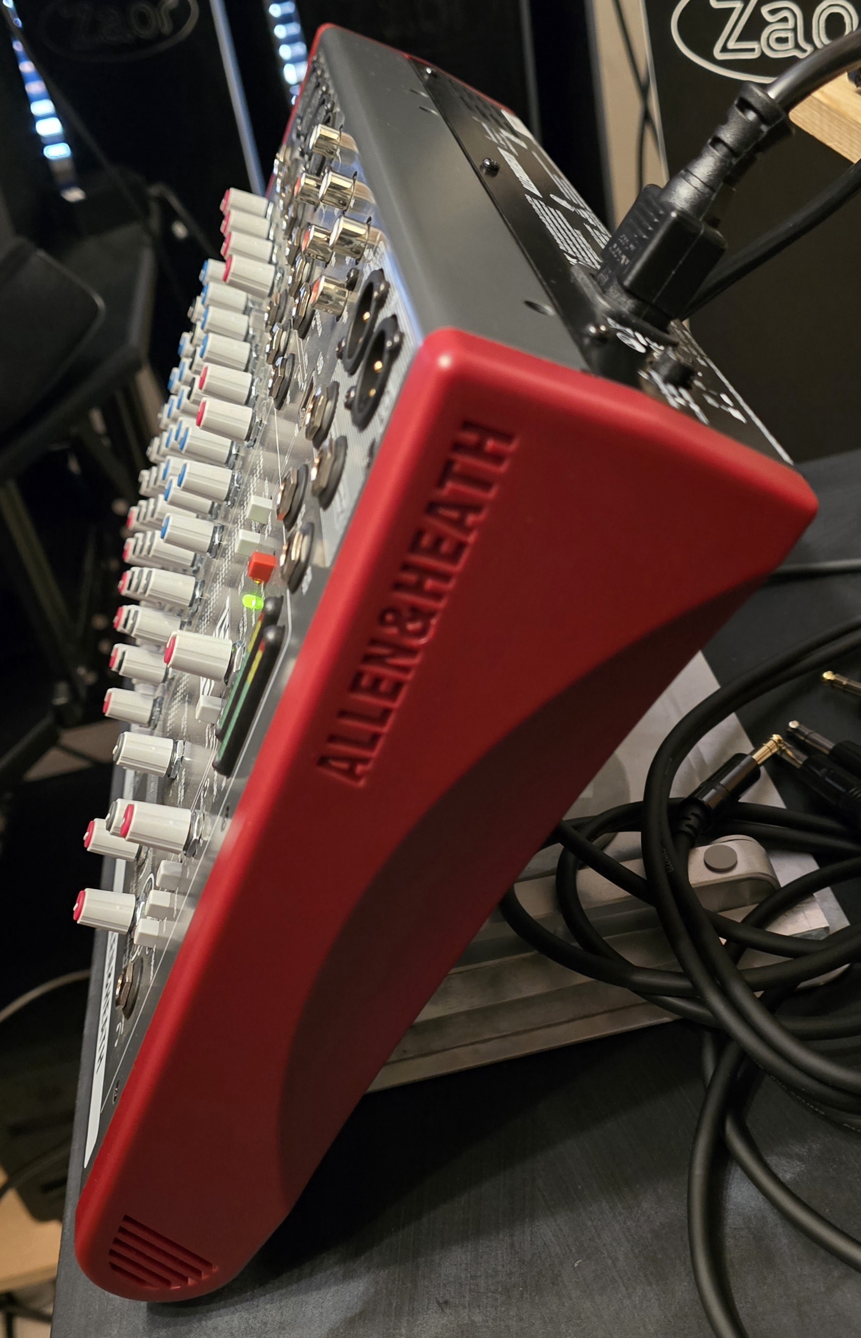 Allen & Heath ZED-10 (69504)