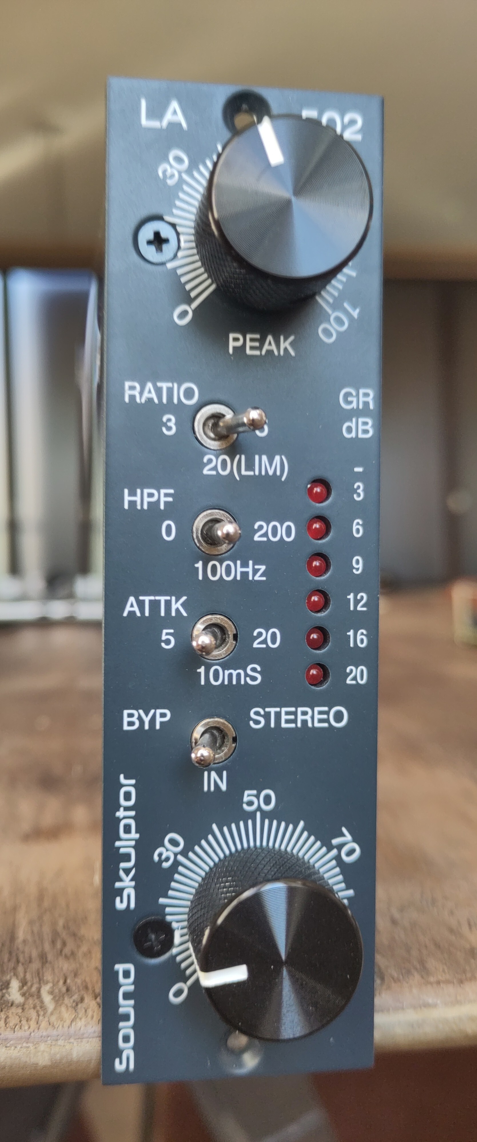 Vends Sound Skulptor LA502