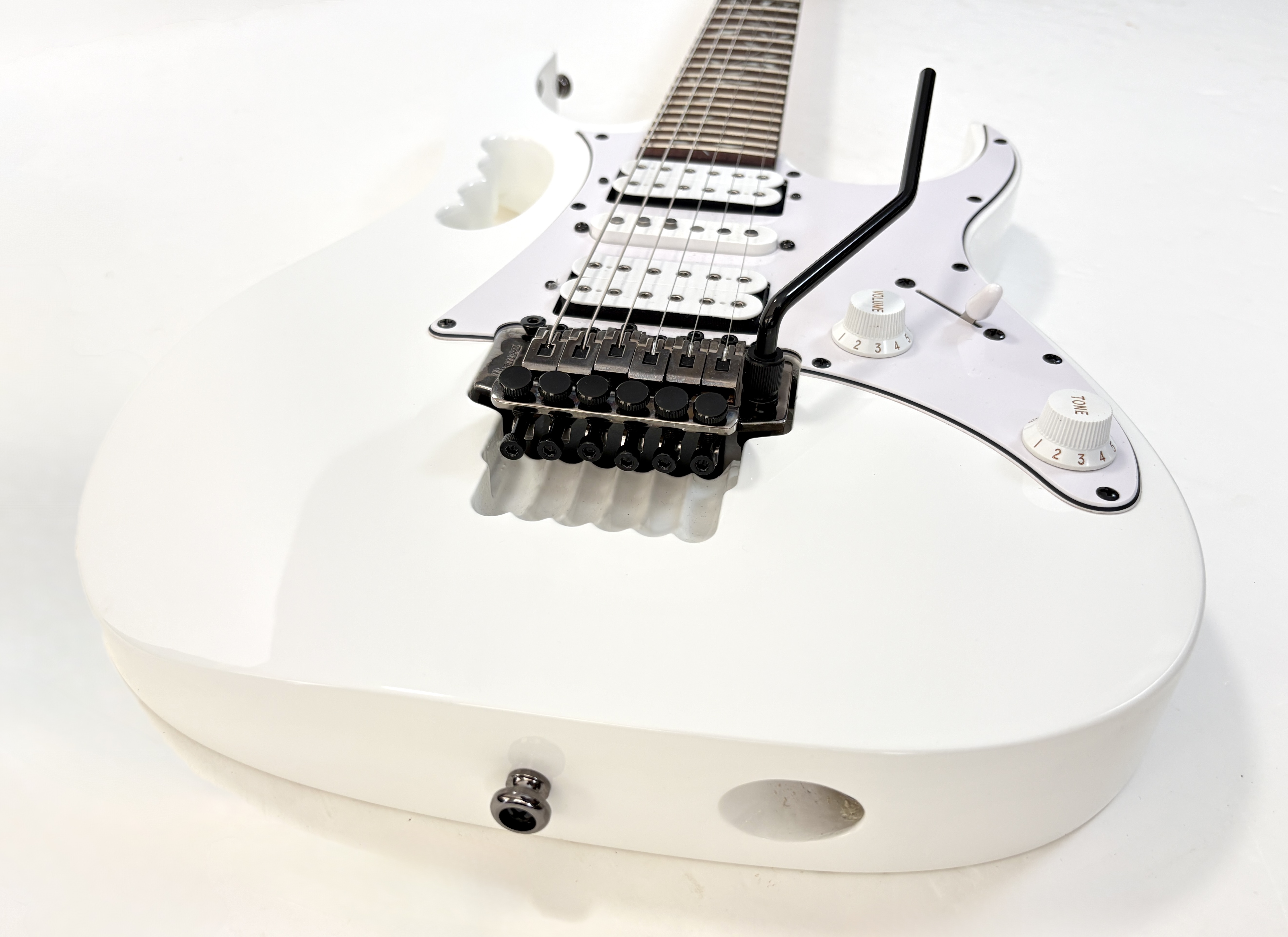 Ibanez JEMJR (2015) (41265)