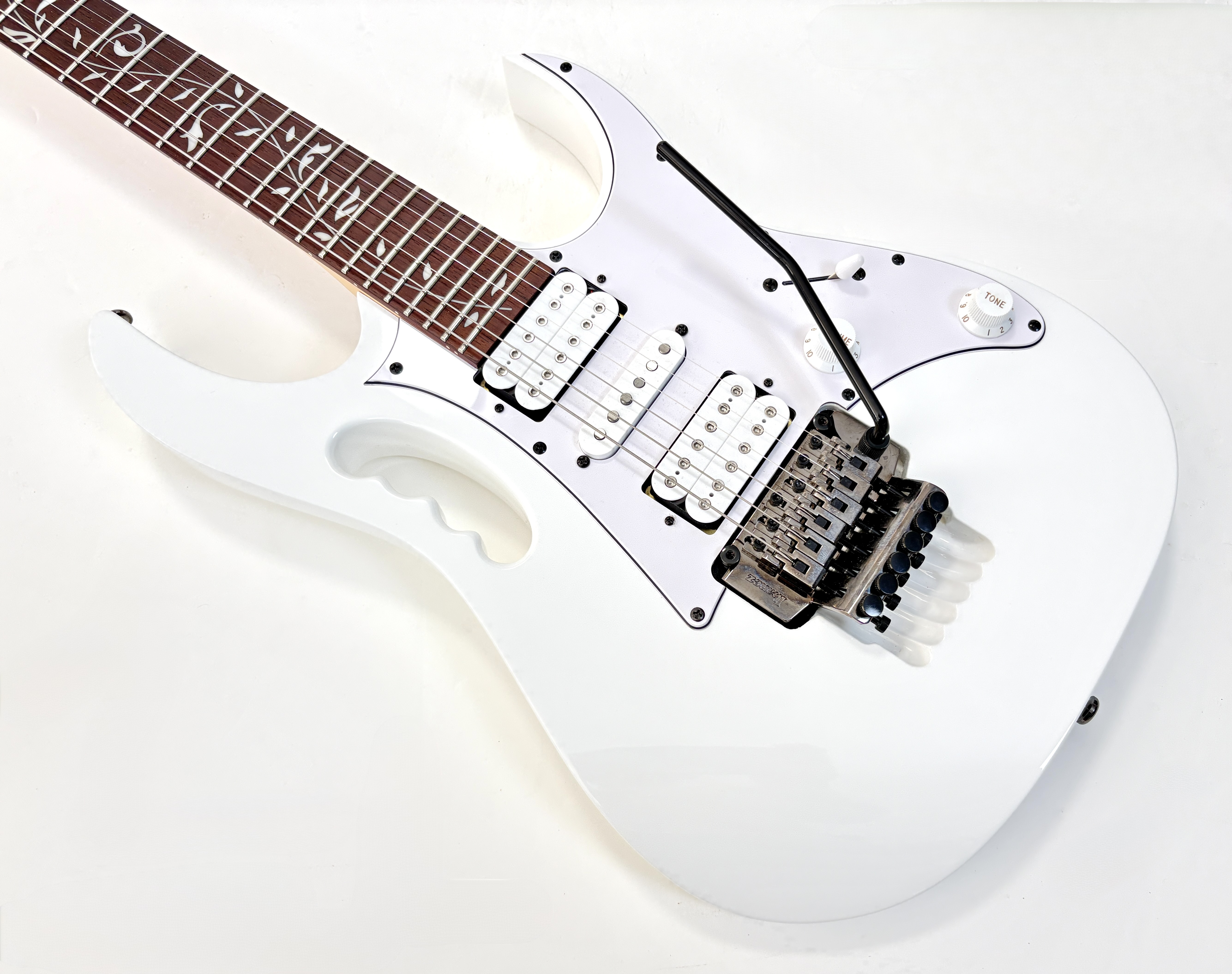 Ibanez JEMJR (2015) (48570)