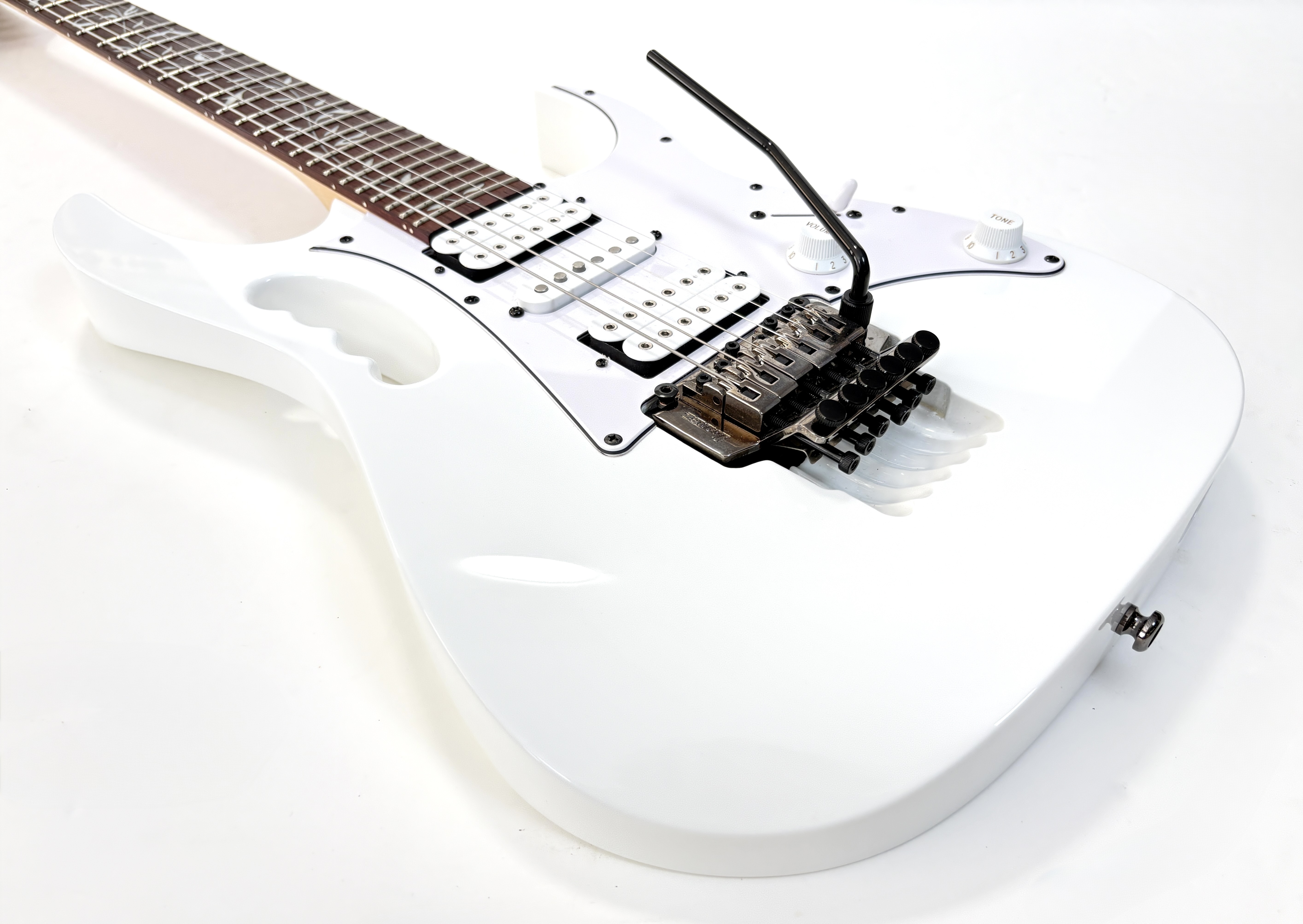 Ibanez JEMJR (2015) (70611)