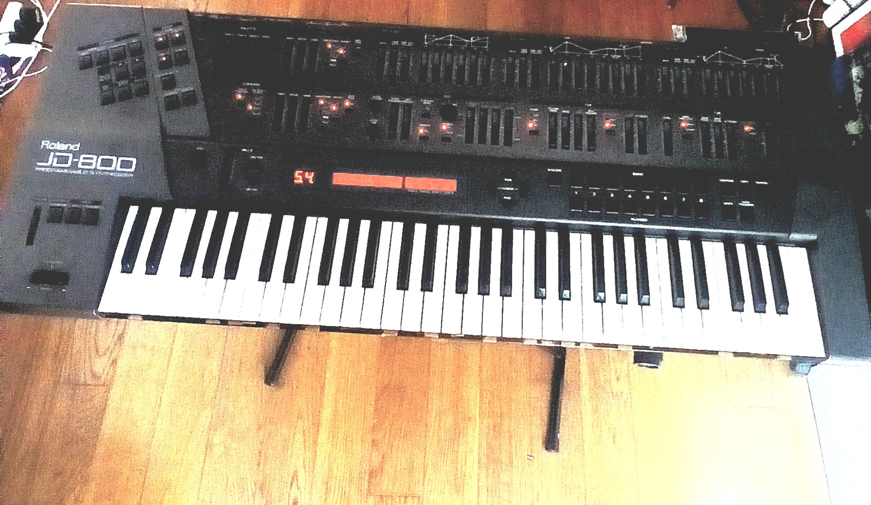 Vends Synthe Jd-800