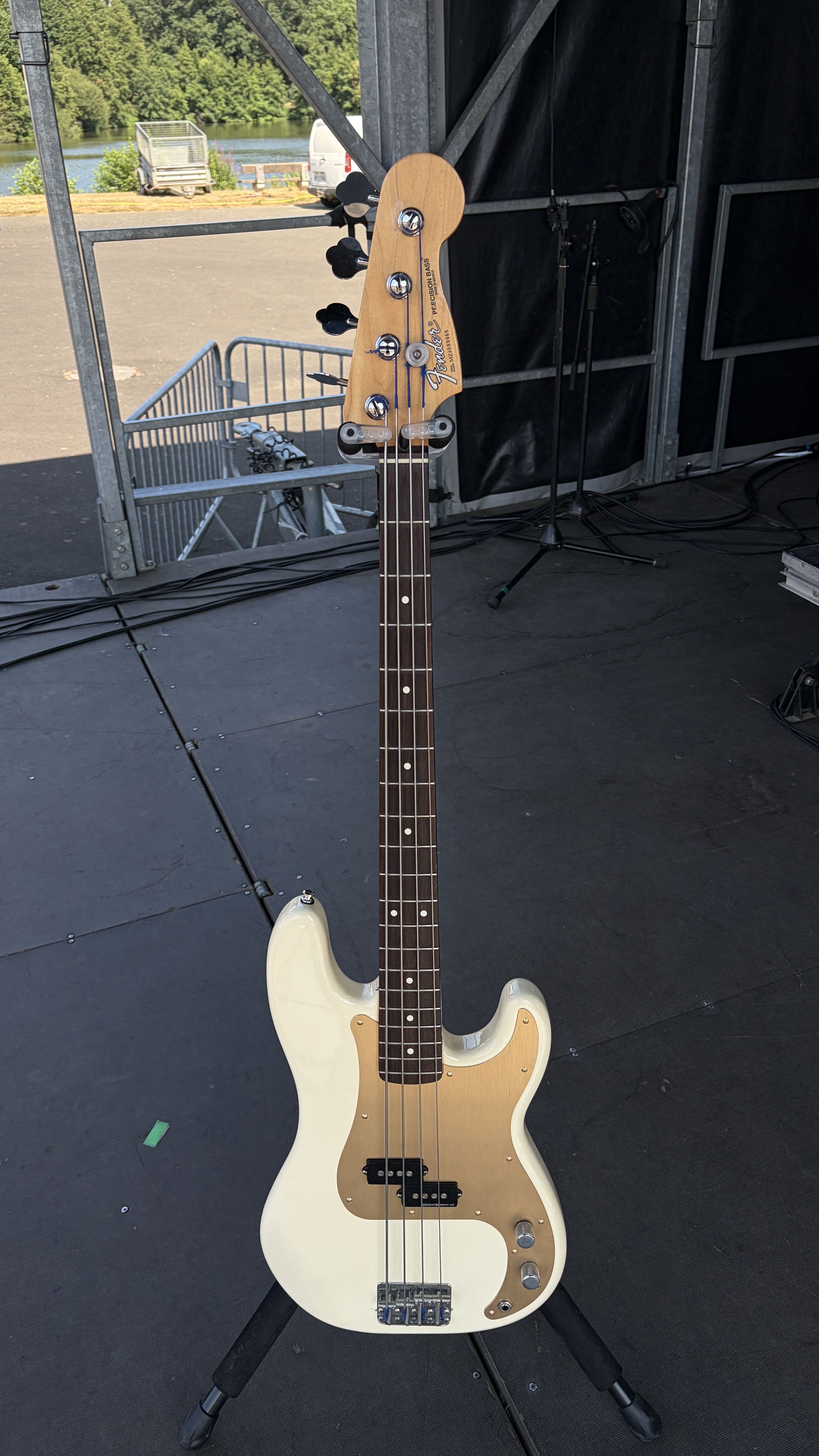Fender Precision