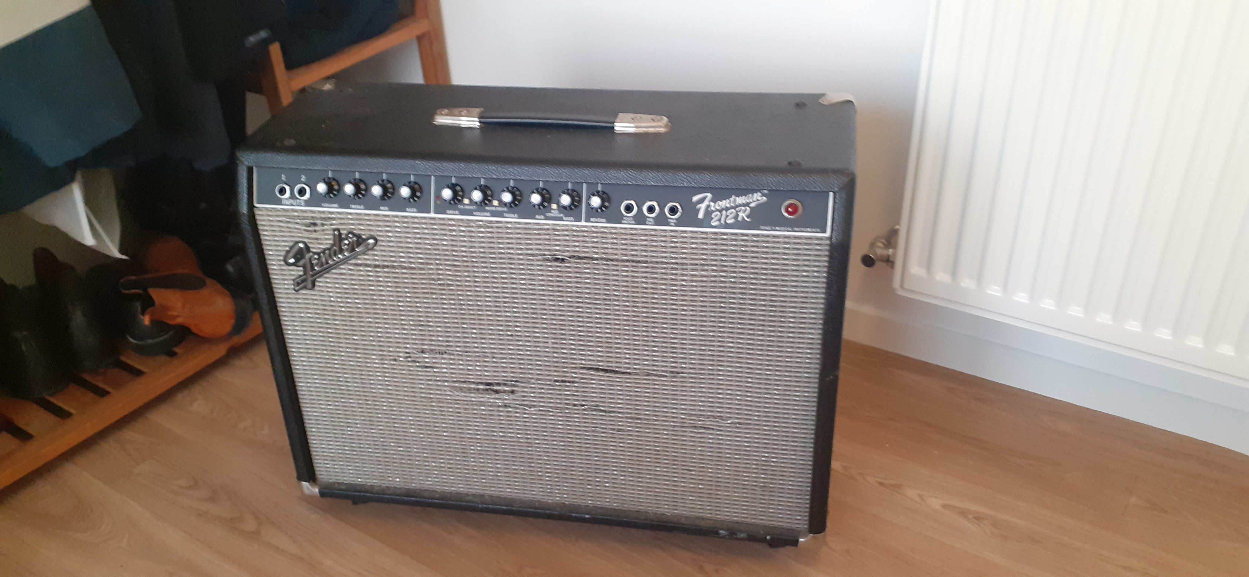 VENDS AMPLI FENDER FM 212 R