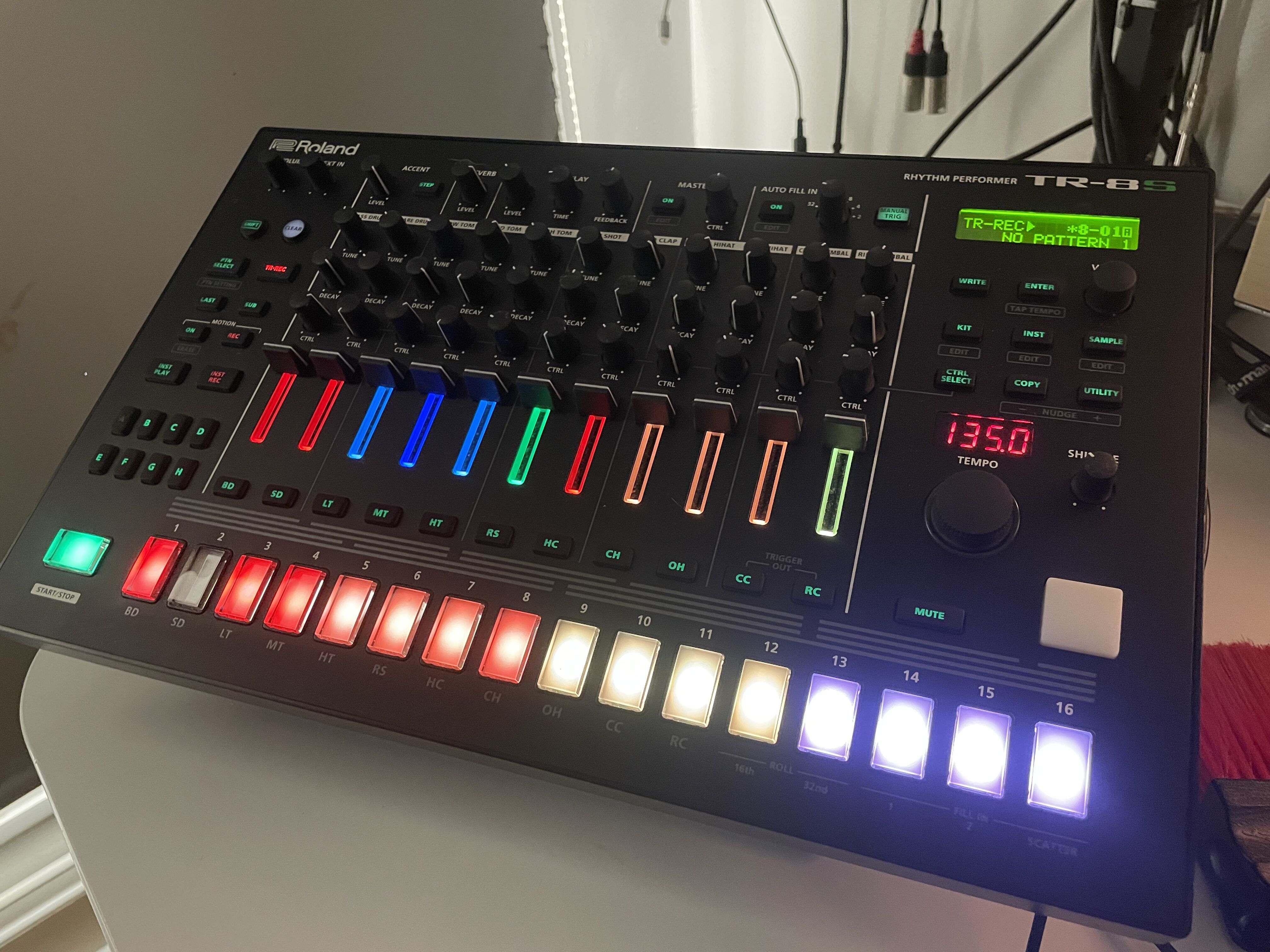 Roland TR-8S Rhythm Performer (46005)