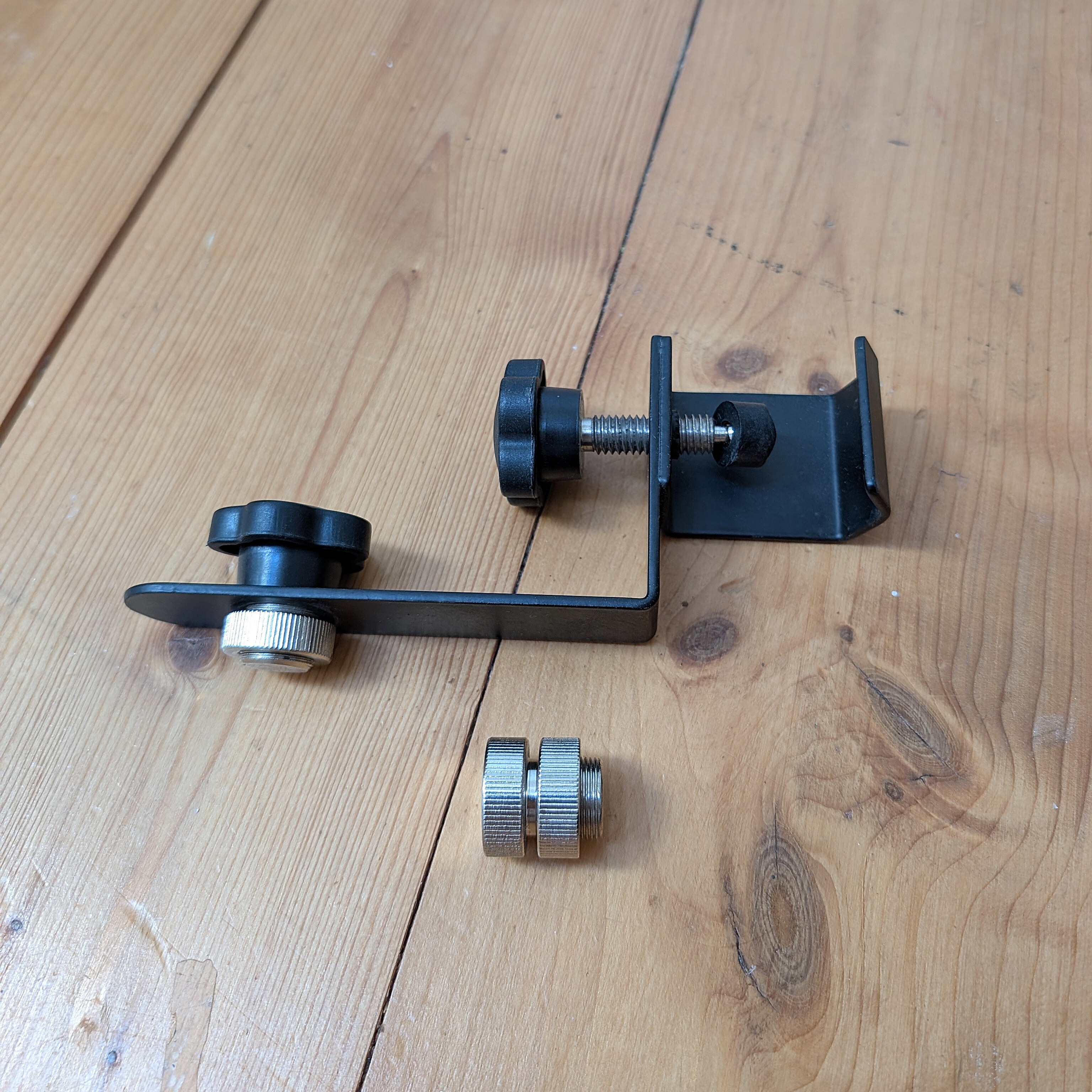 studio-la-boite-a-meuh-support-p16-mb-behringer-4 - Copie