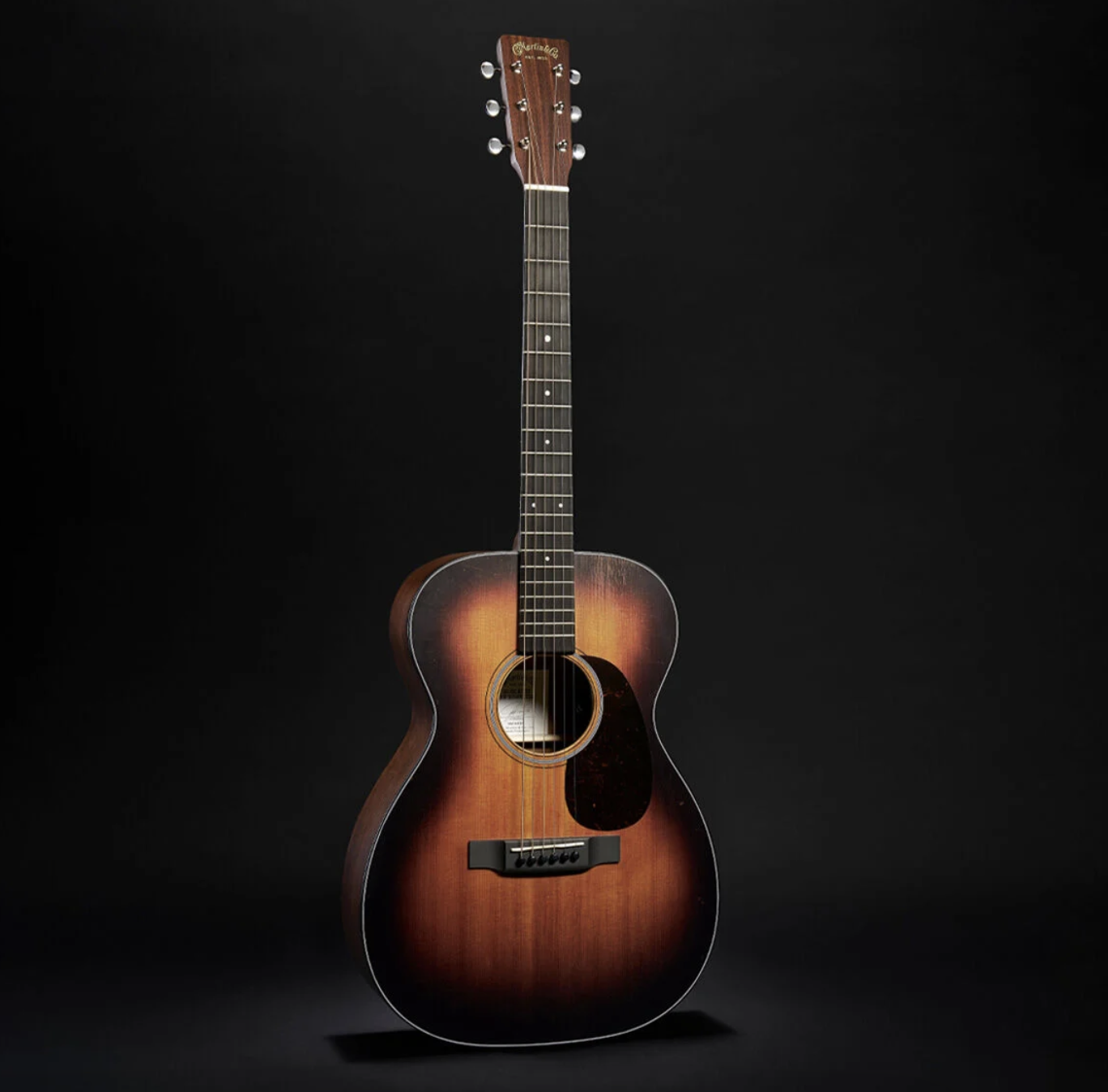Martin &amp; Co 00-10E Retro Joe Bonamassa : 00-10E Retro Joe BonamassaLifestyle