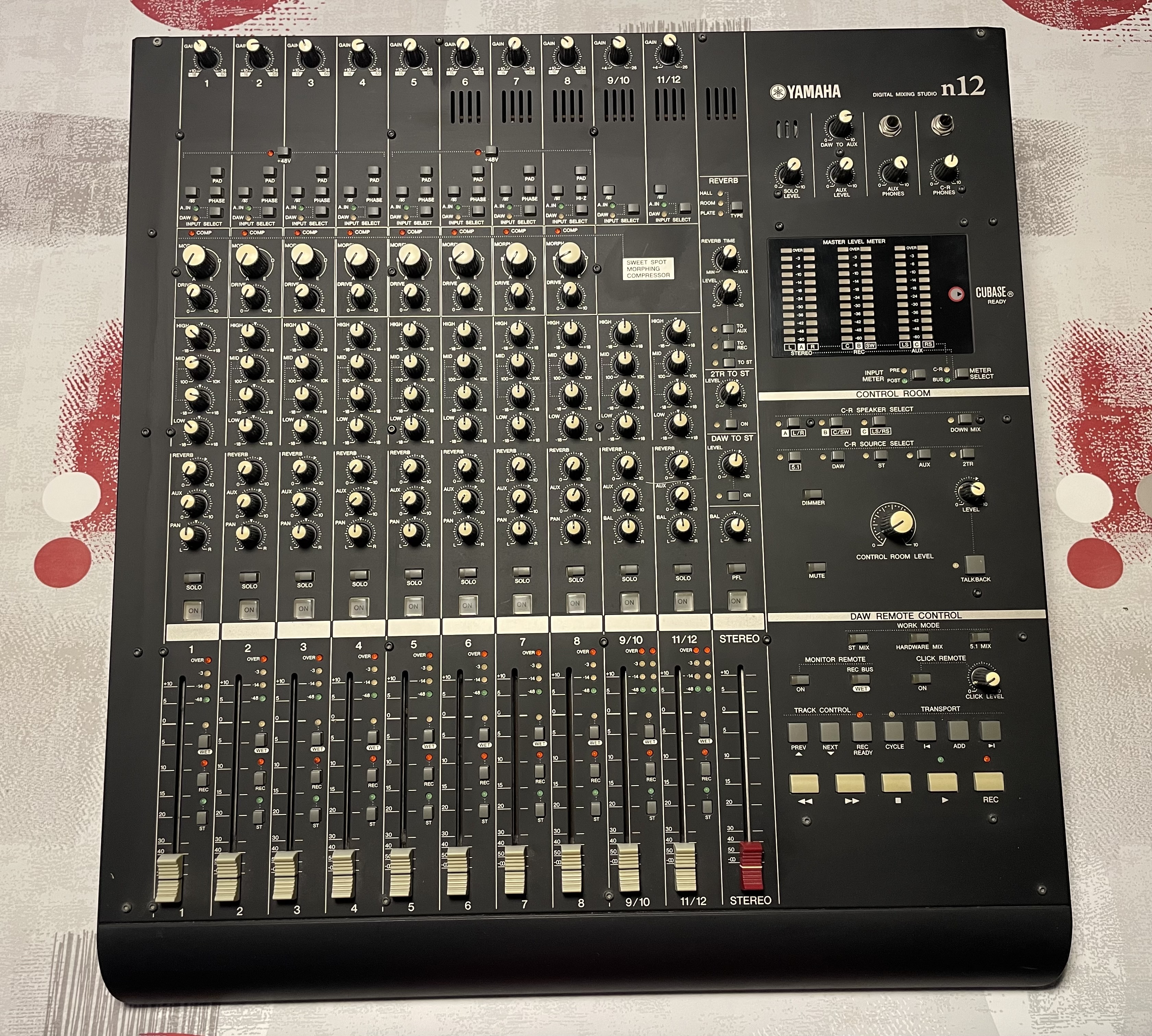 Yamaha n12 (60879)