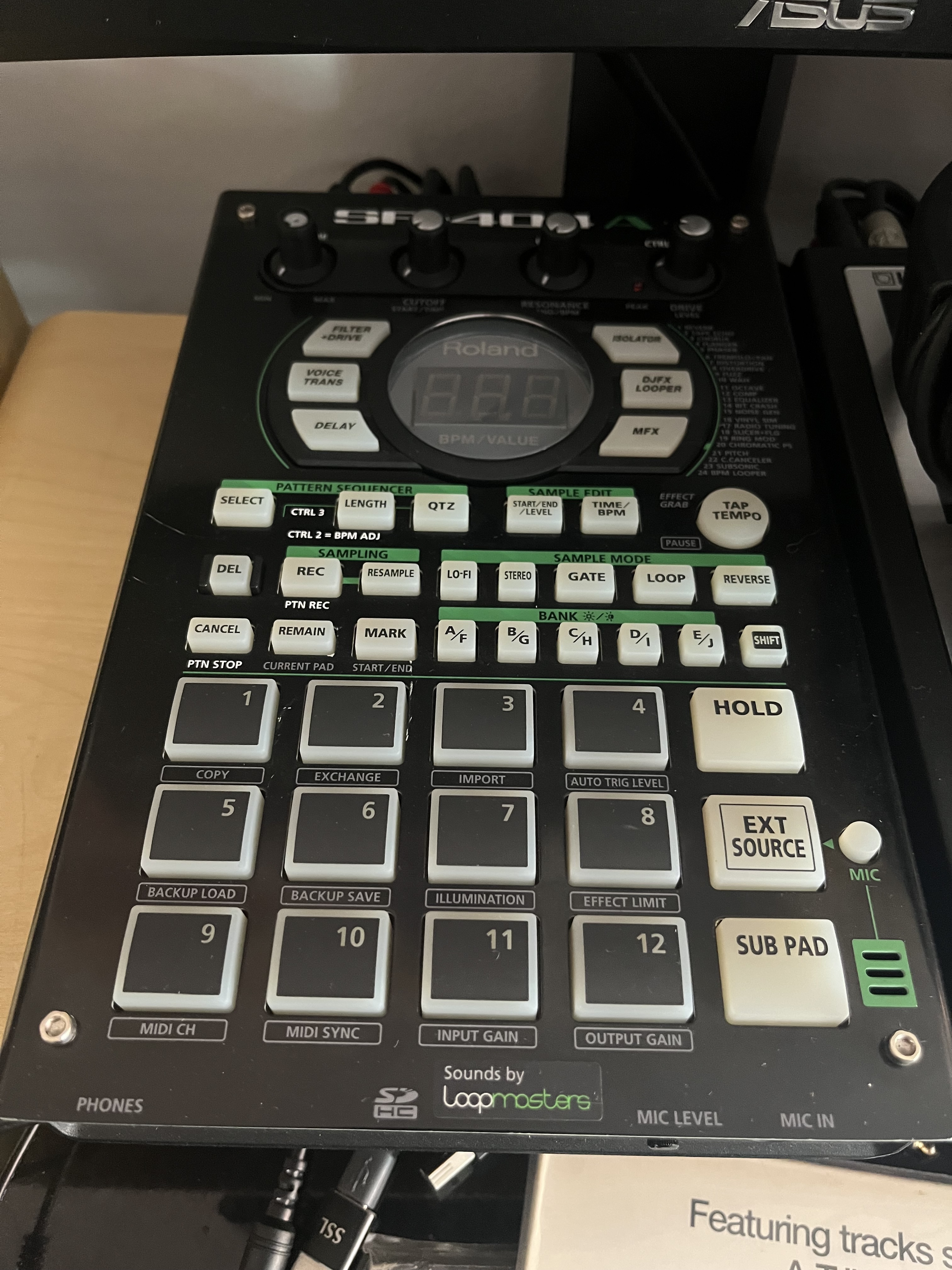 Vends Roland sp404A