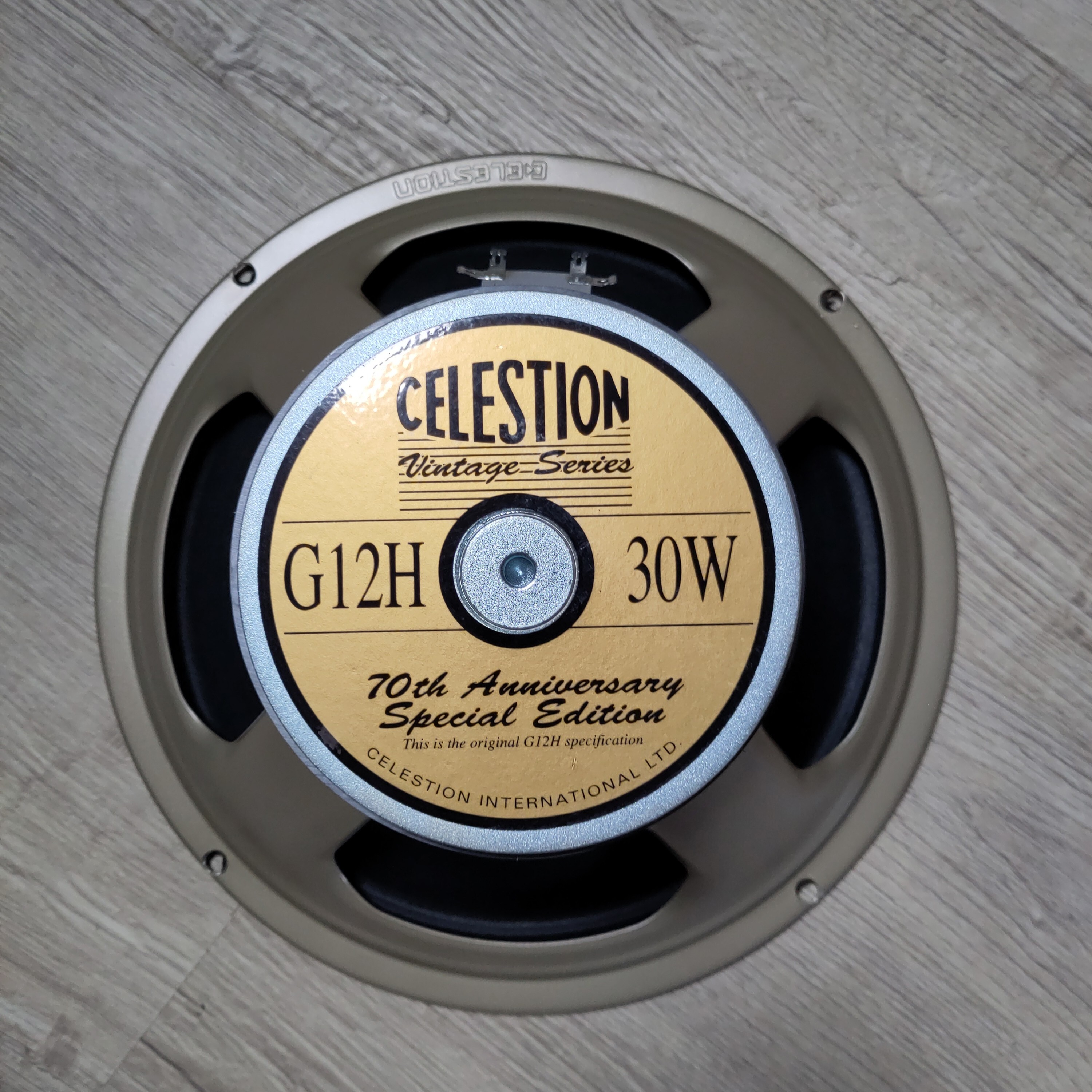 Vends Celestion G12H-30 70th Anniversary 8 Ohms