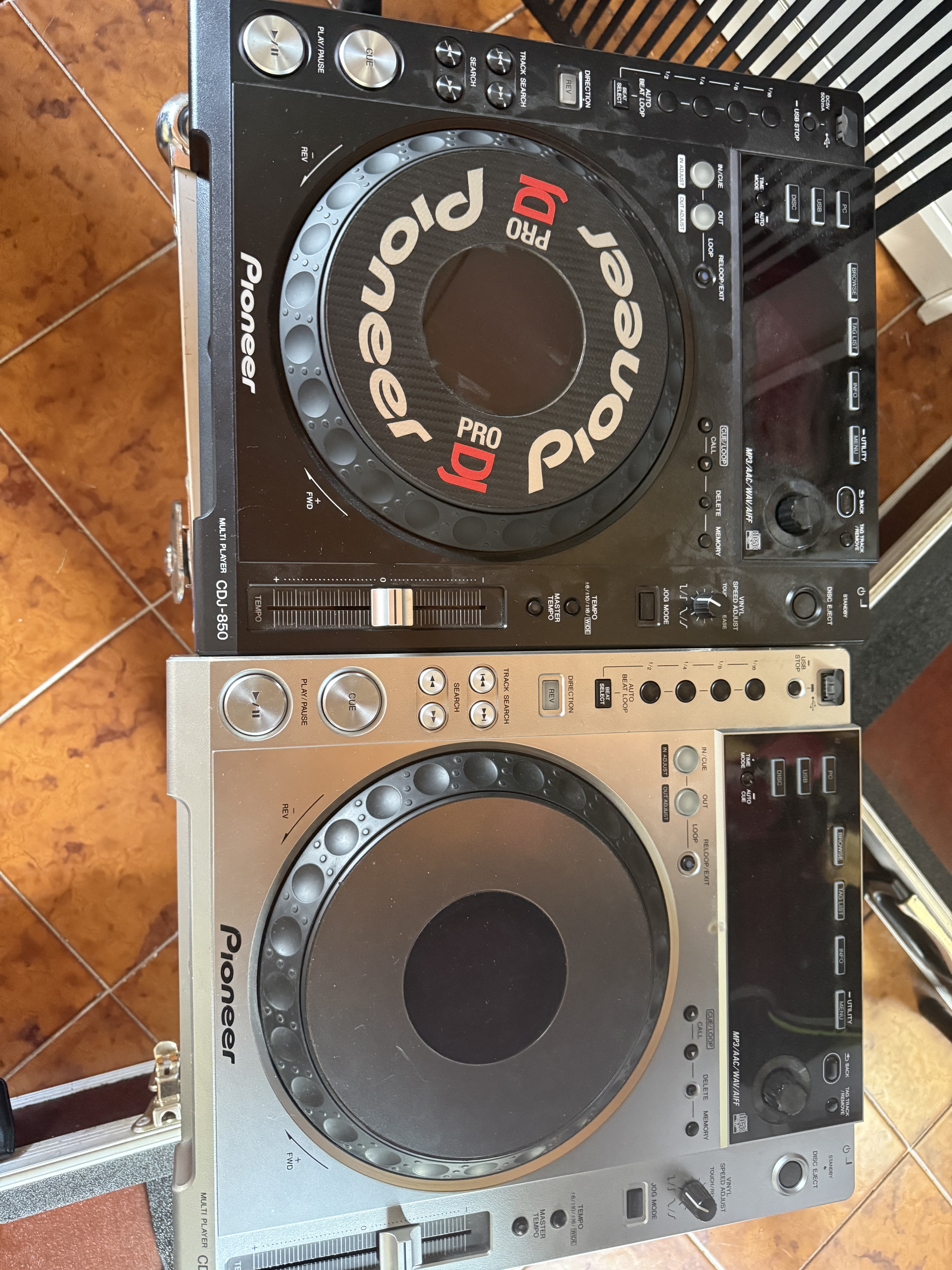 Pioneer CDJ-850 (31574)