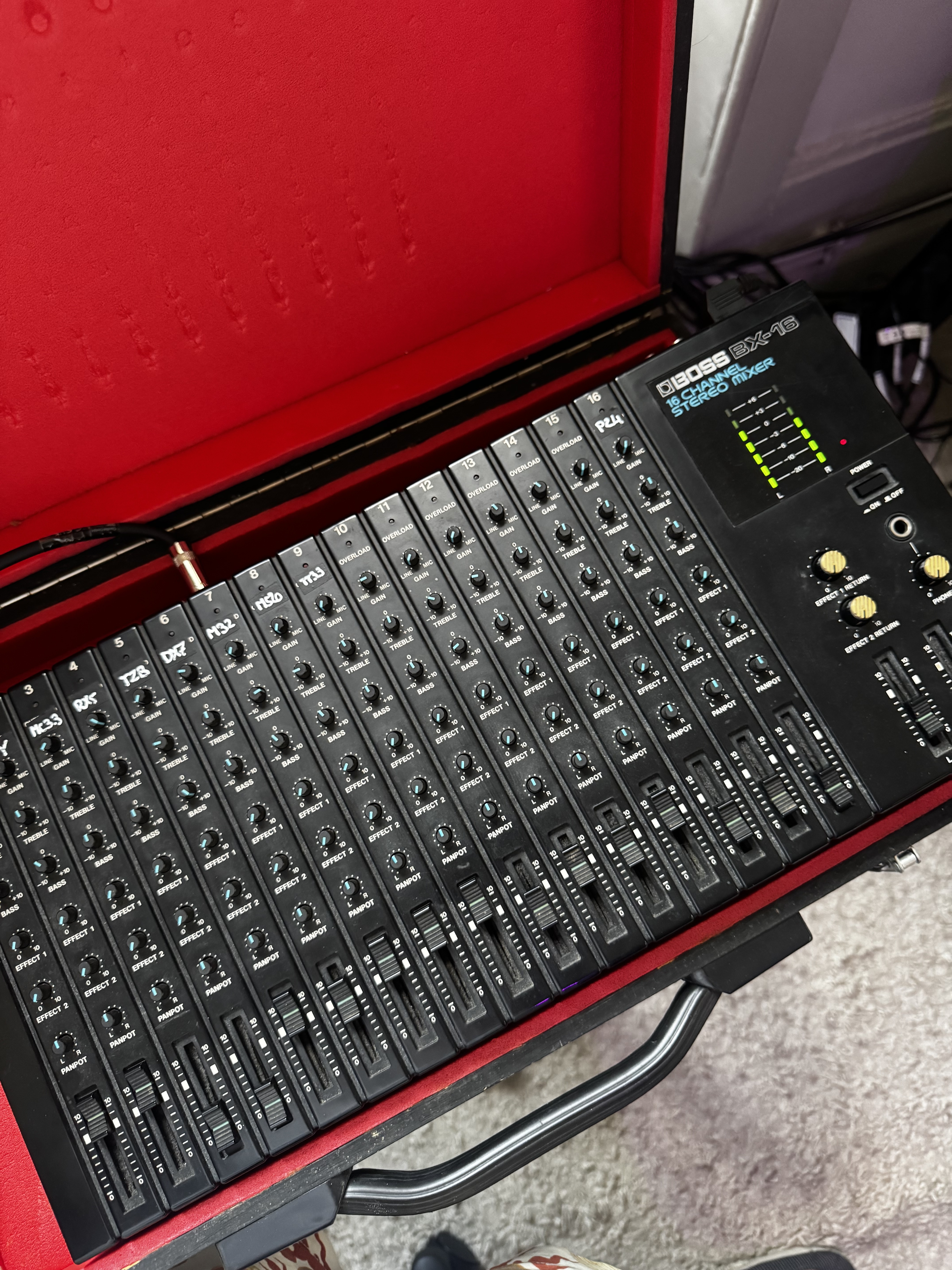 Vends BX16 + Flightcase