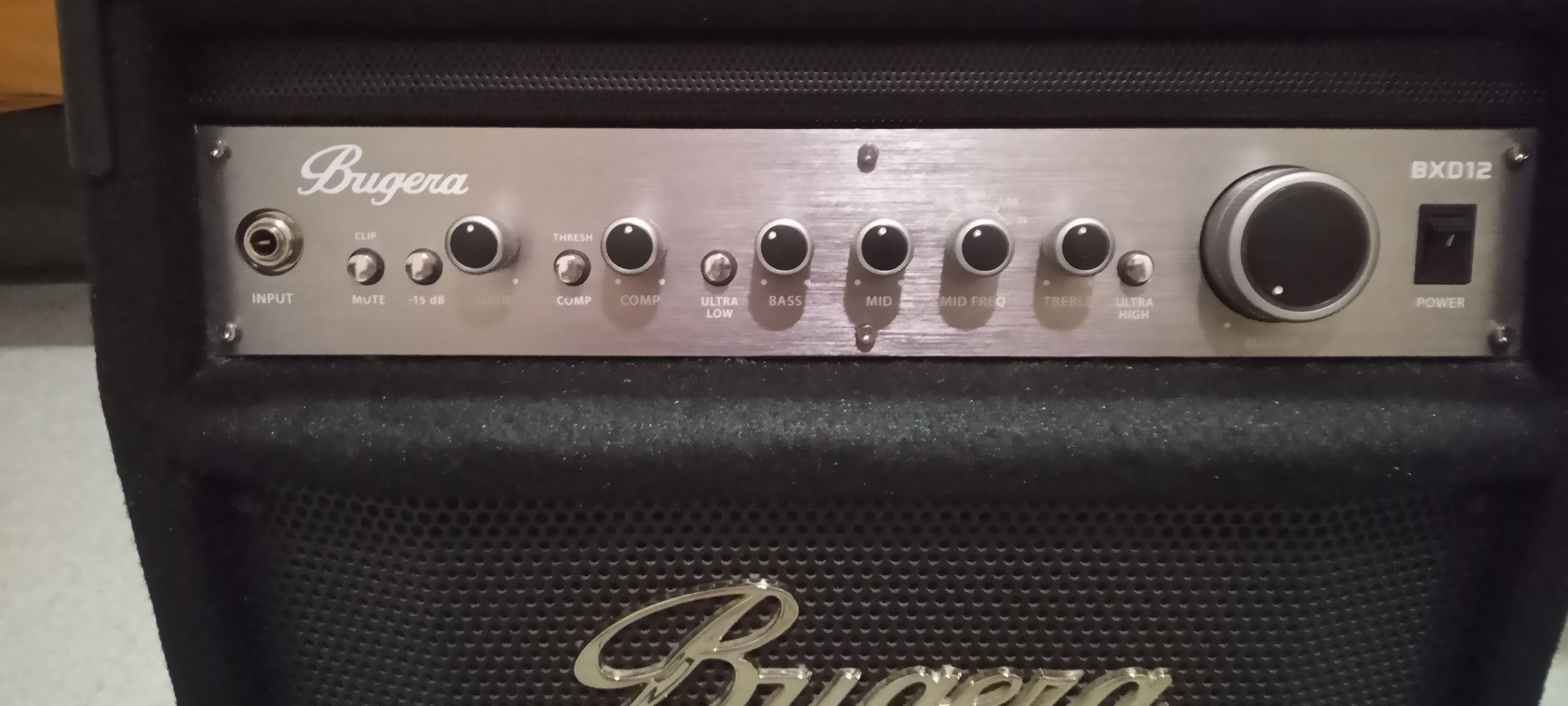 Ampli basse bugera BDX12