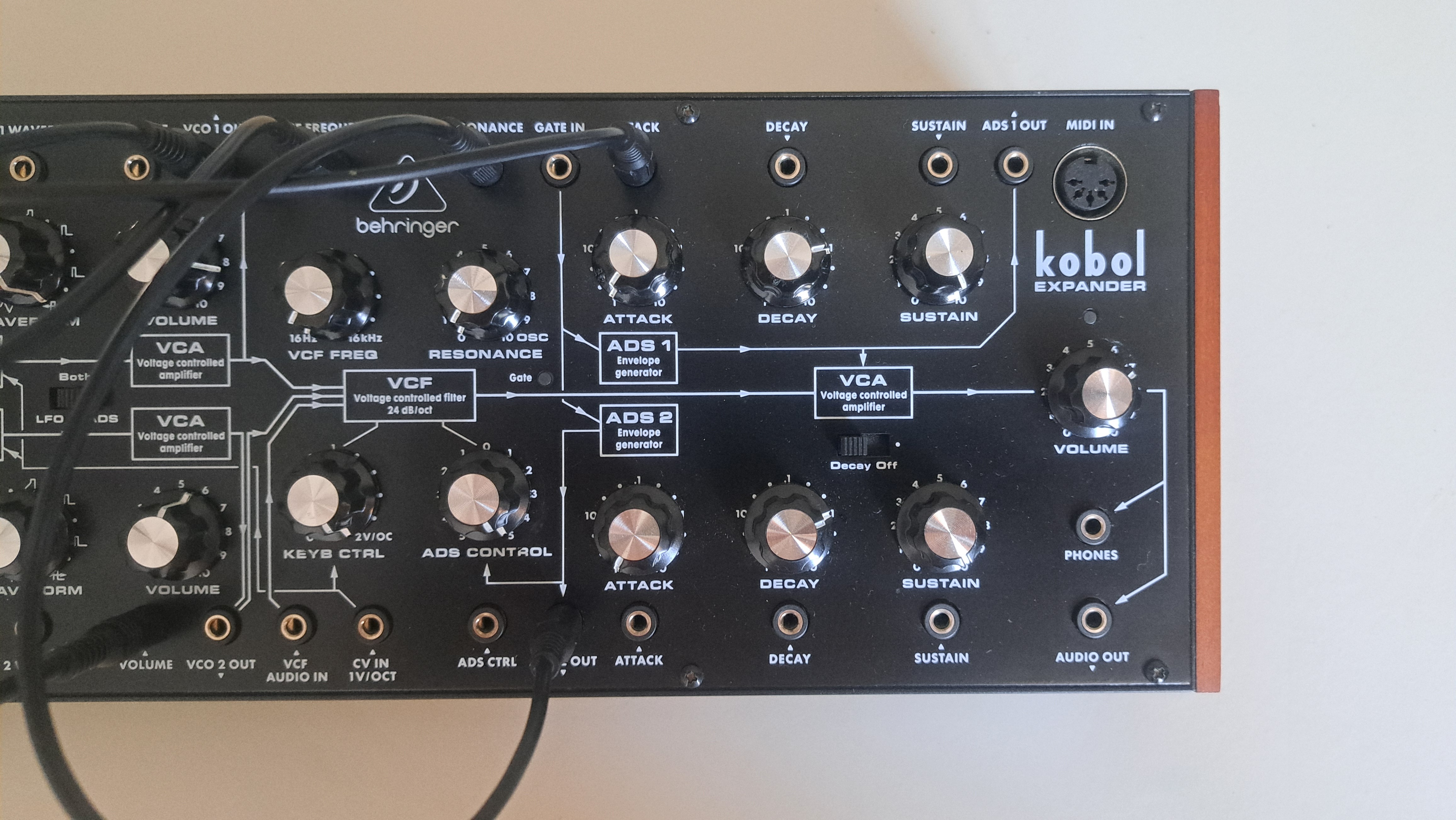 Behringer Kobol Expander (39900)
