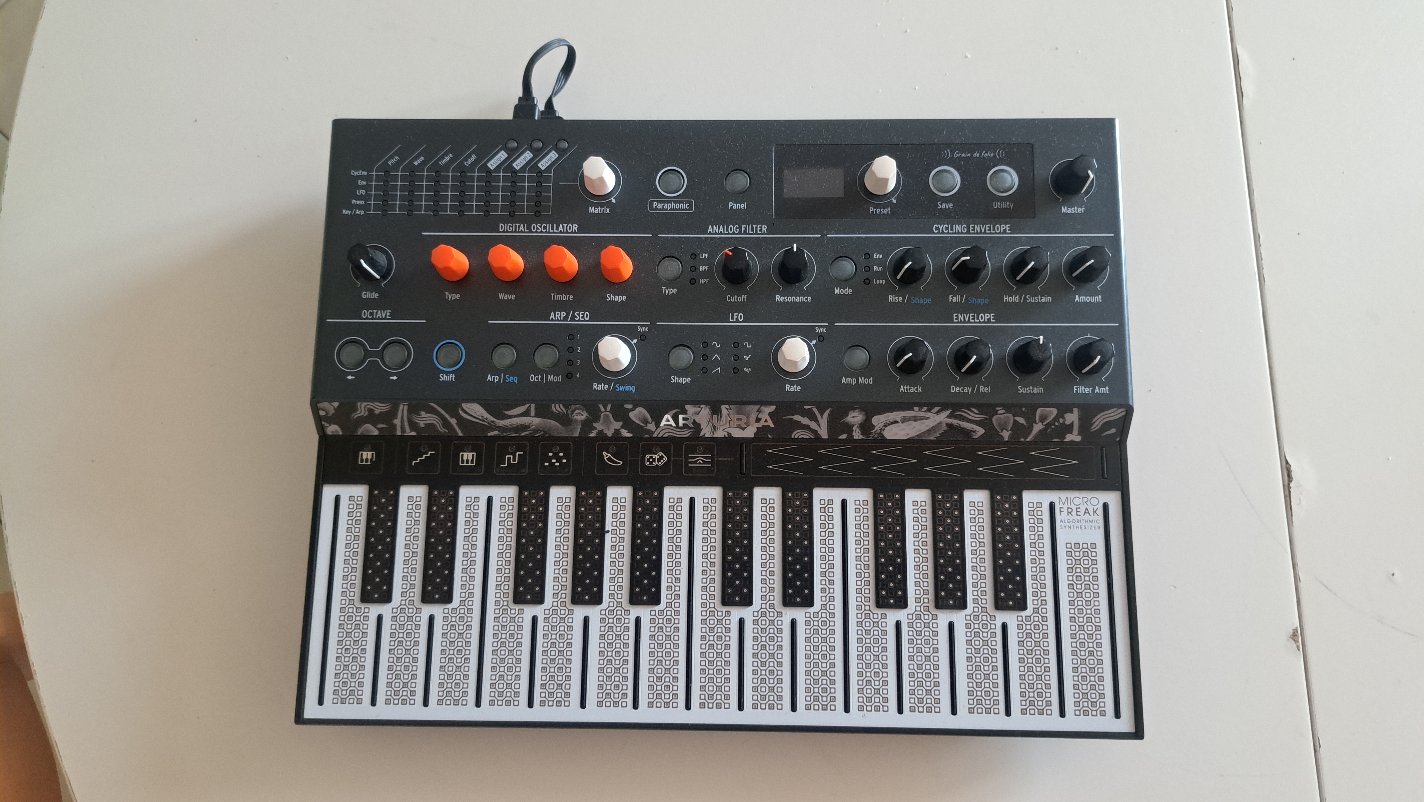 Vends Minifreak sur batterie 