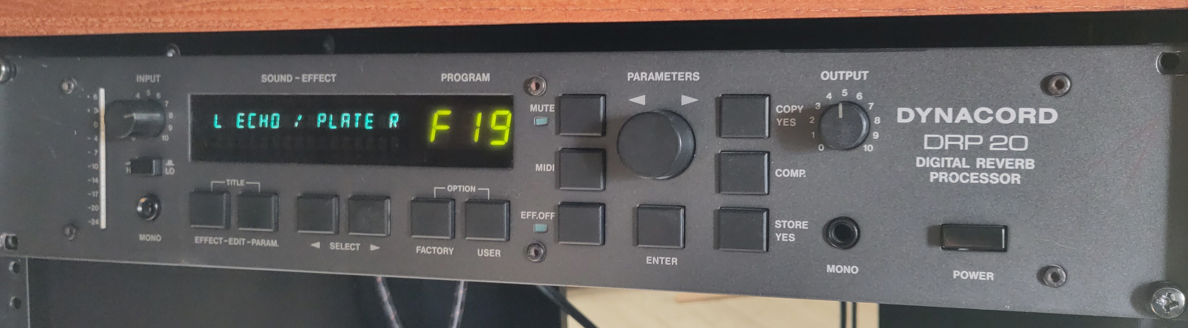 Vends Dynacord DRP20 (version noire)