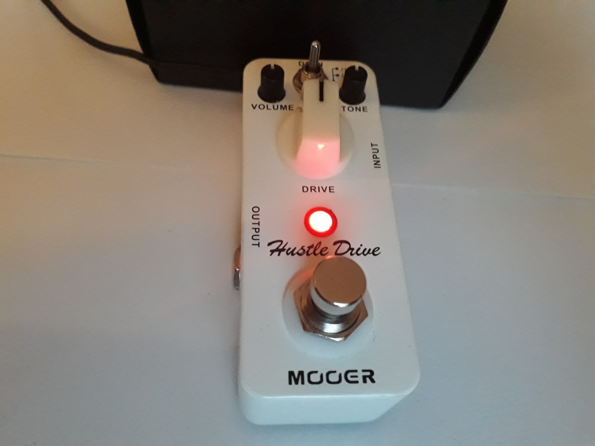 Pédale overdrive guitare Mooer Hustle Drive (proche Fulltone OCD)