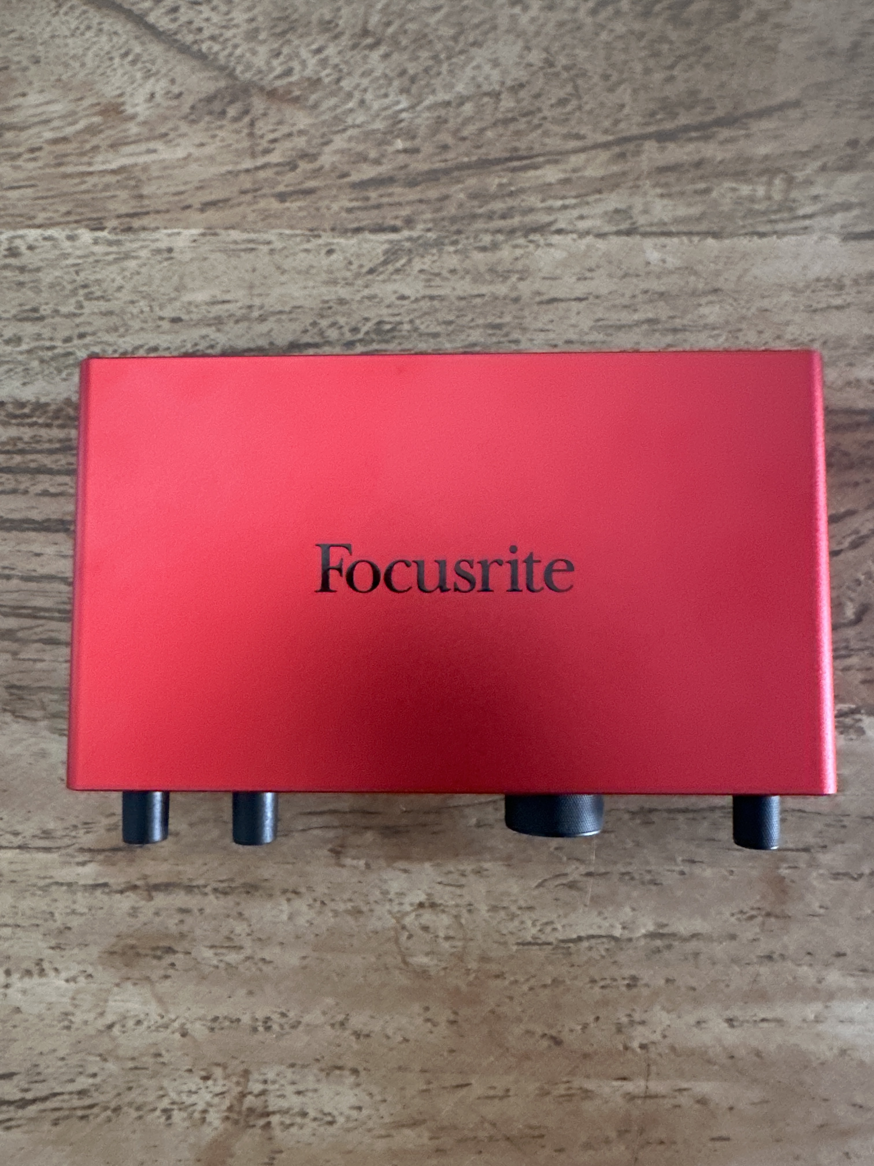 Carte son Focuriste Scarlett 2i2 comme neuf 