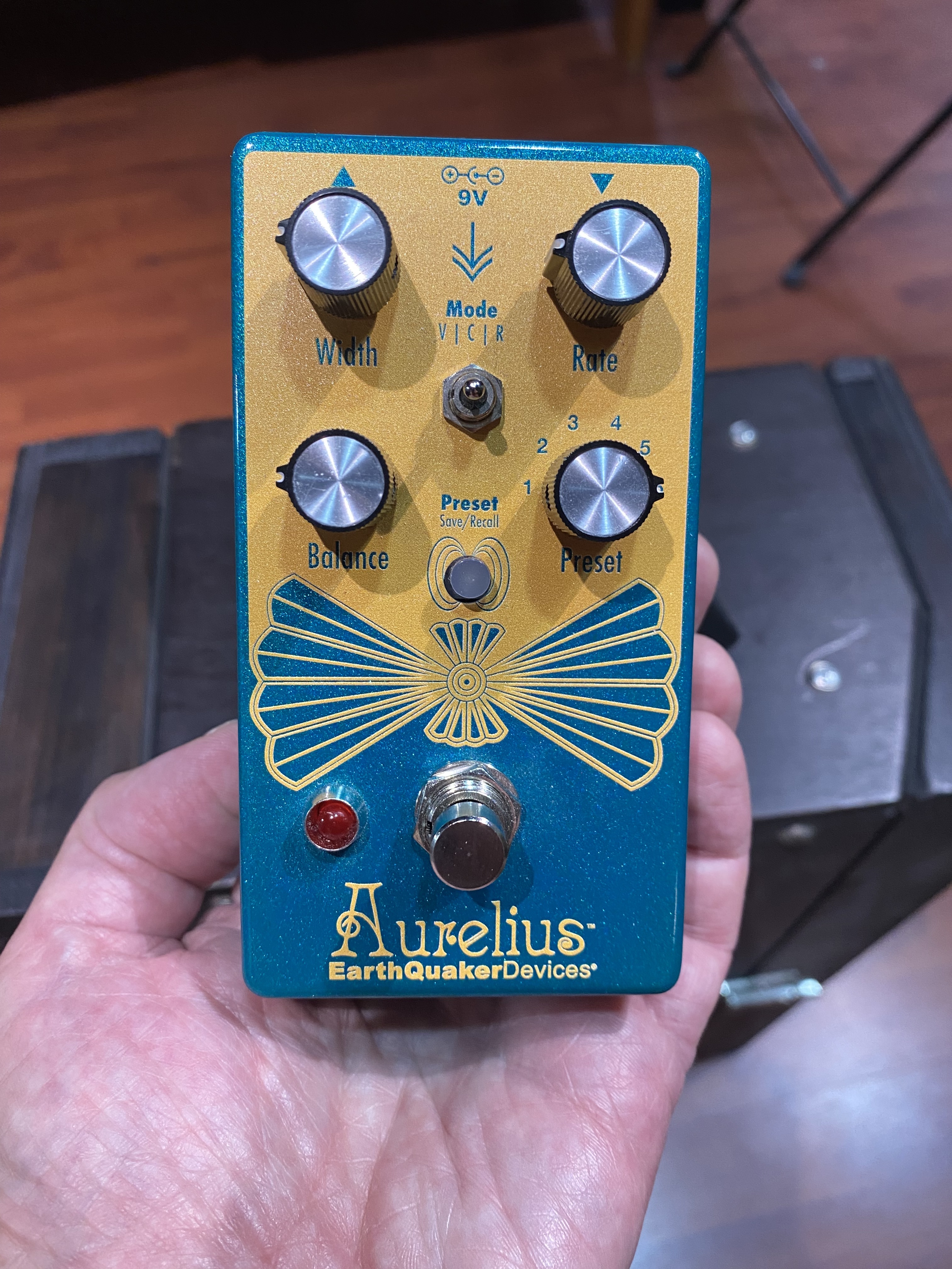 Vends pédale d'effet « EarthQuaker Devices - Aurelius Tri-Voice Chorus »