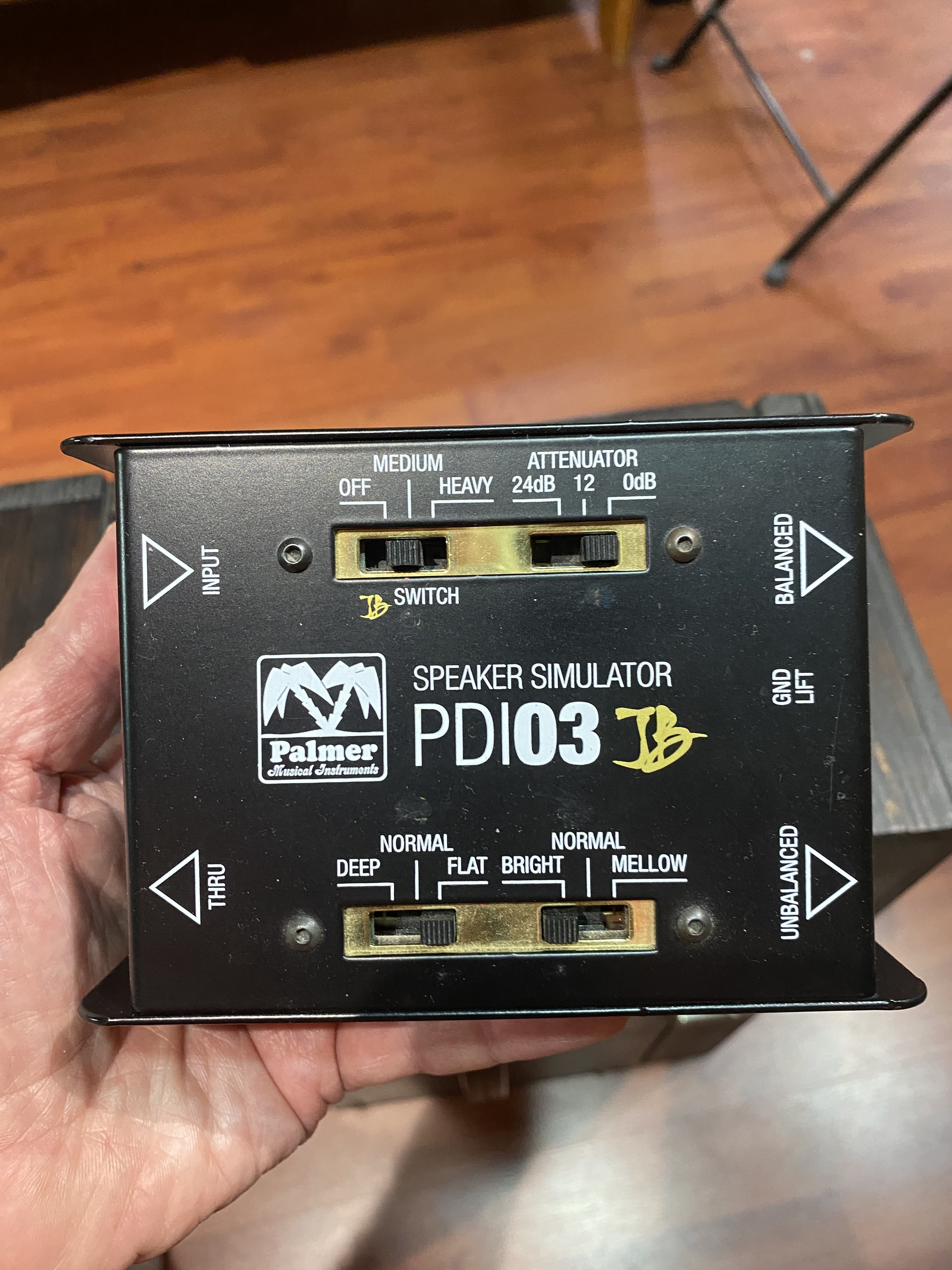 Vends boitier DI et simulation de baffle « Palmer PDI 03 JB »