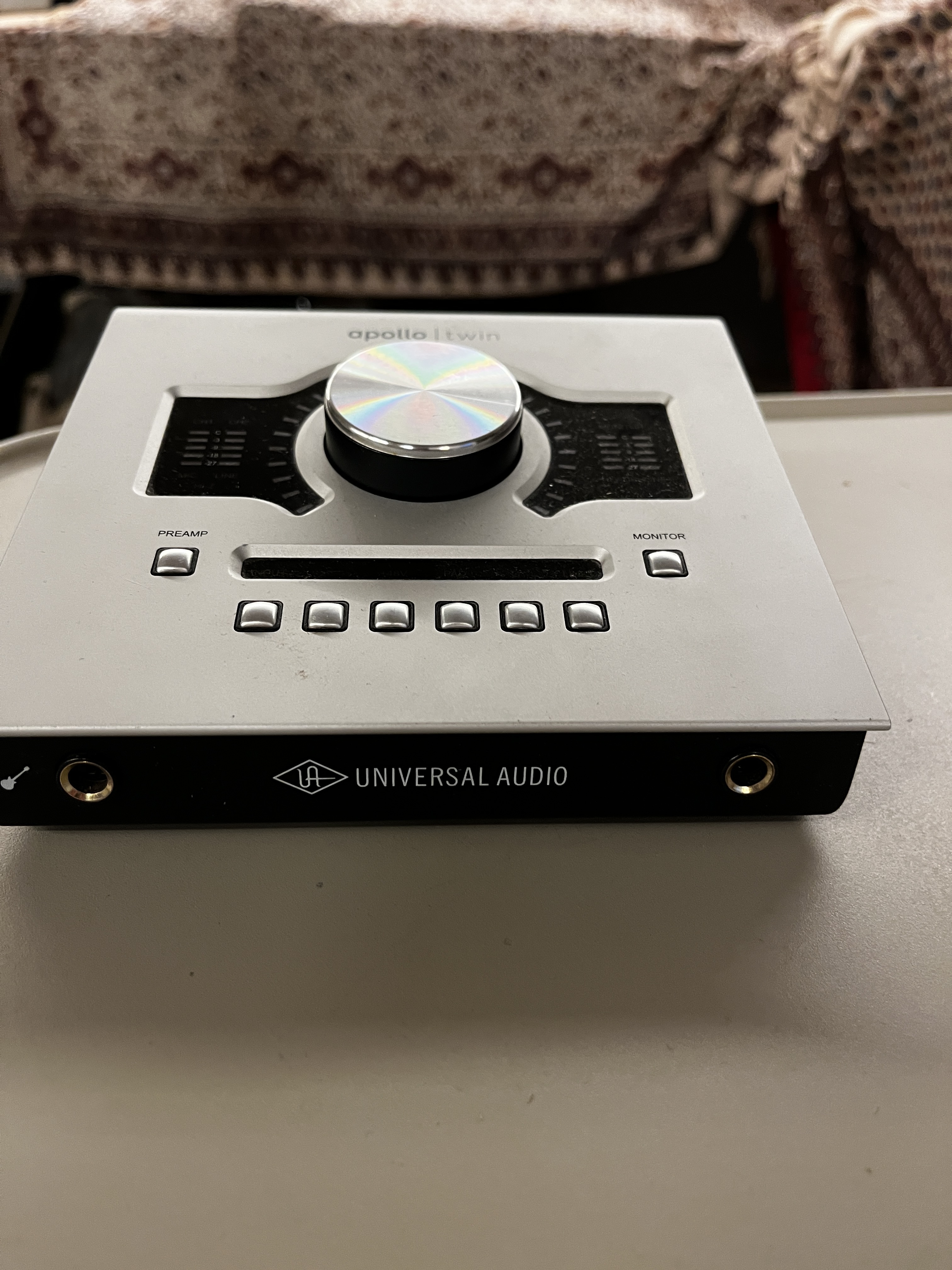 Vend Apollo Twin