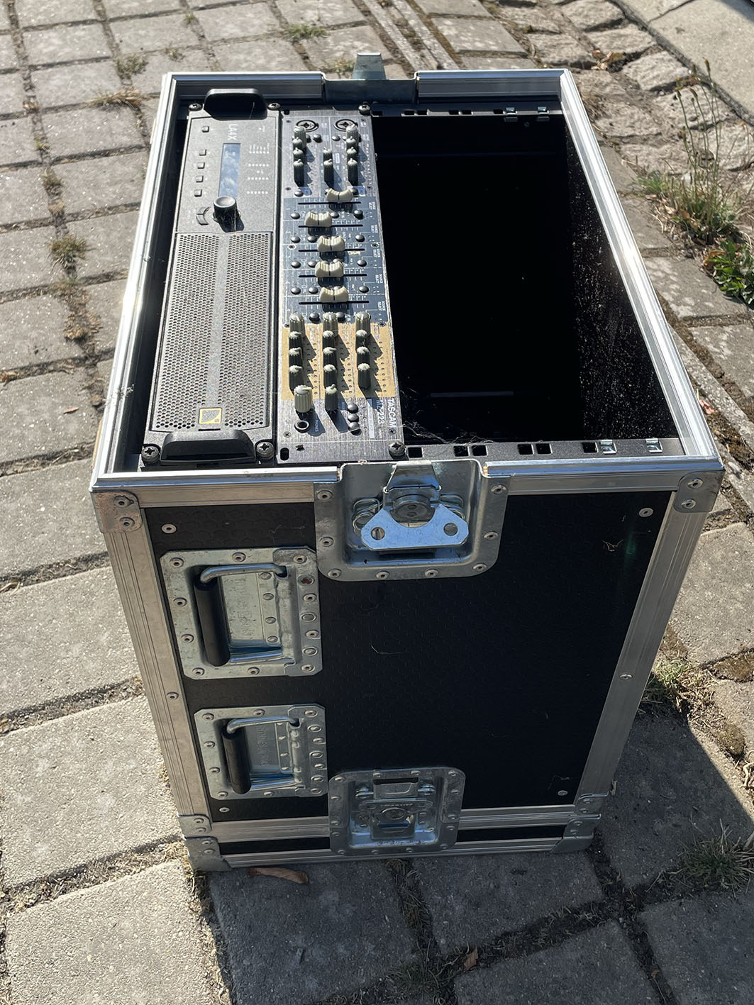 6-Ampli LAX4