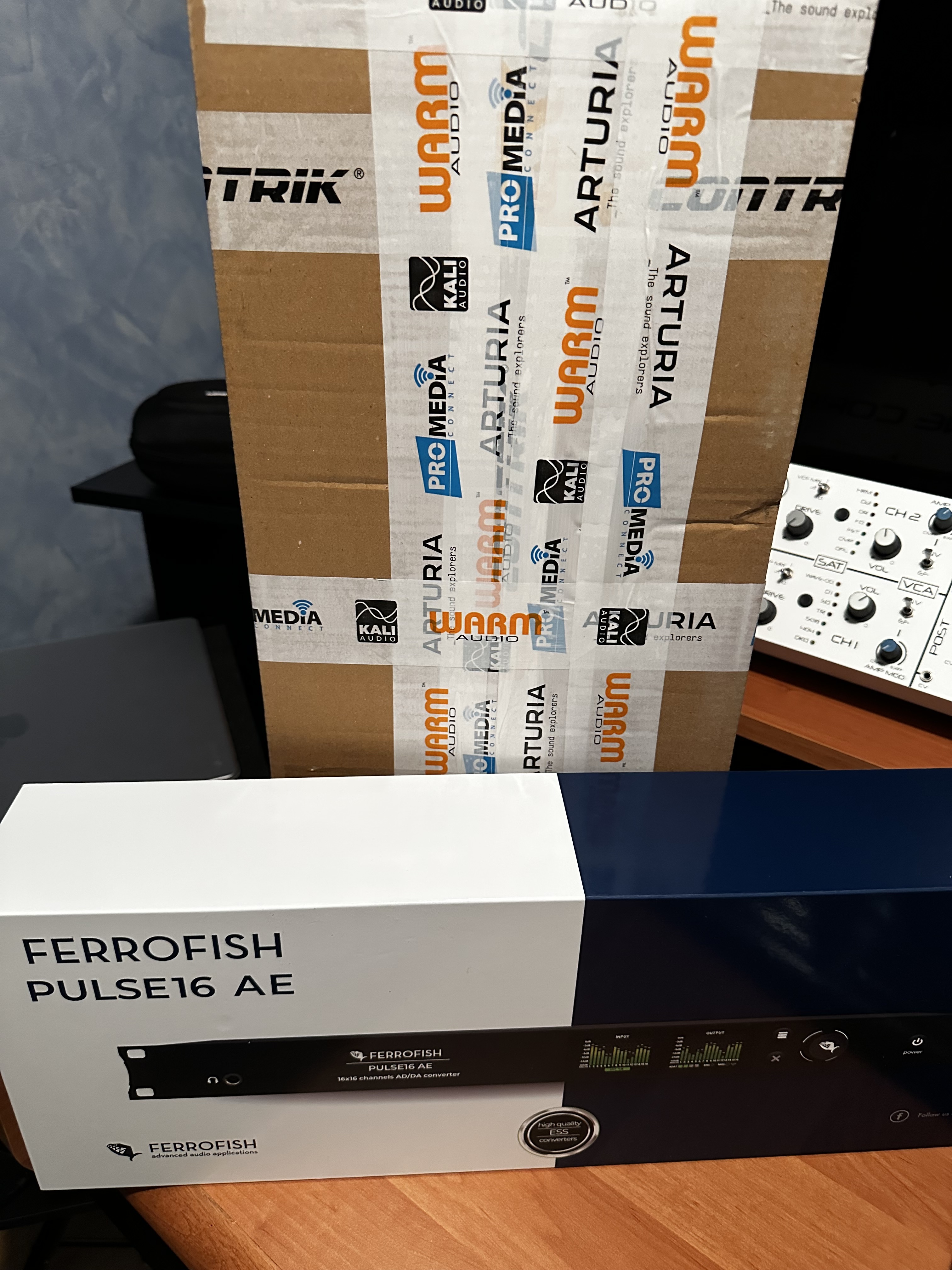 Ferrofish 16 AE neuf 