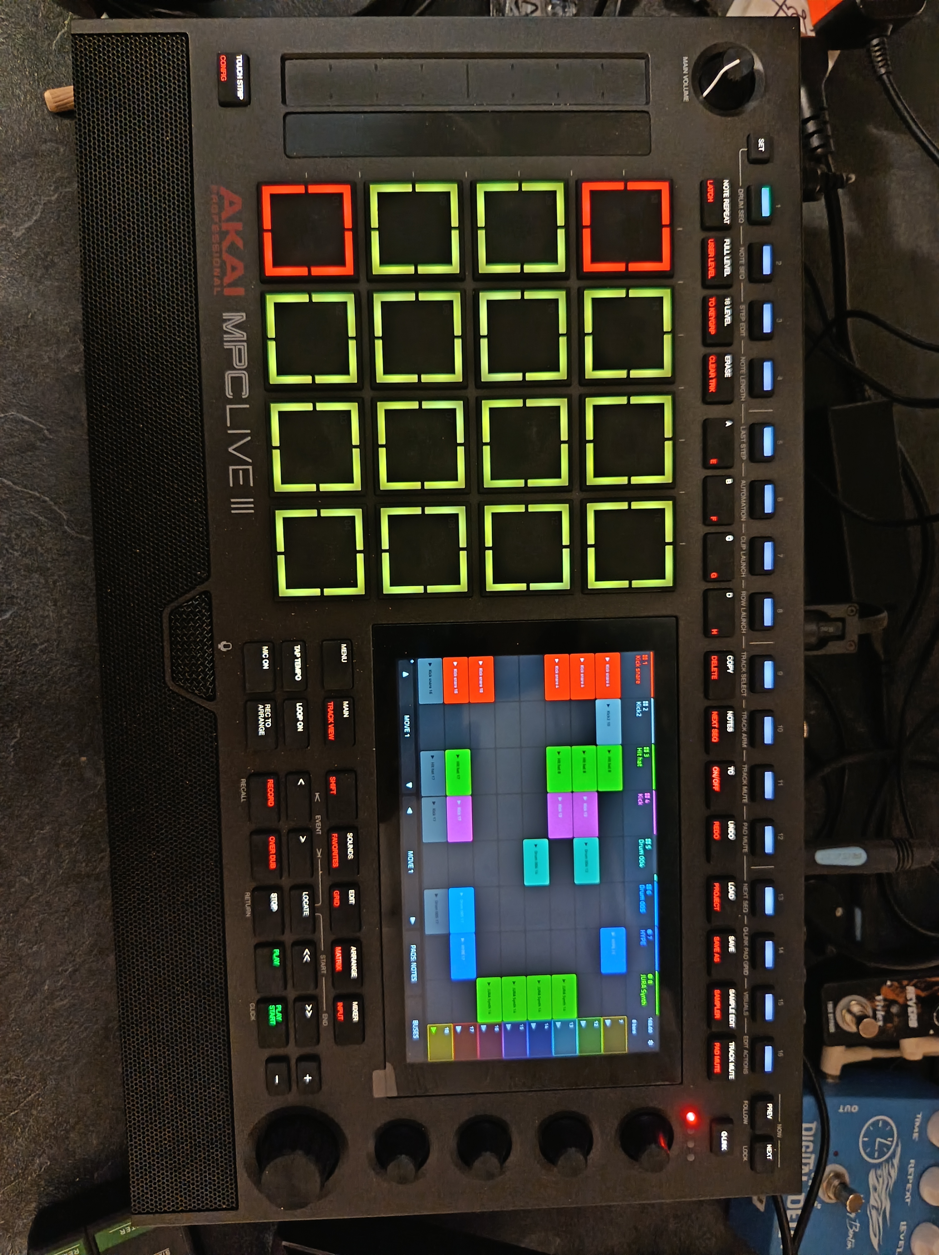 Akai Professional MPC Live III (25520)