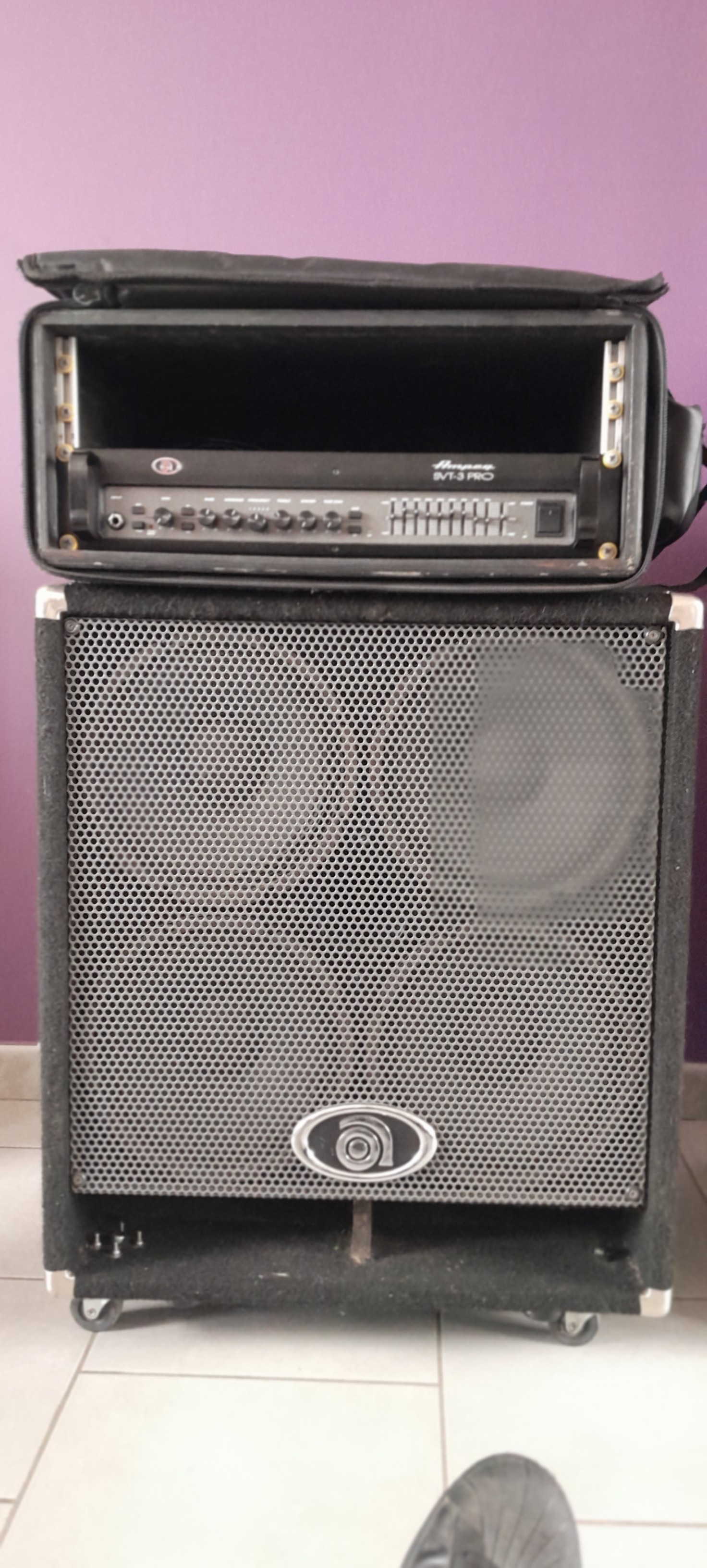 Vends Ampli Ampeg SCT-Pro+410HLF