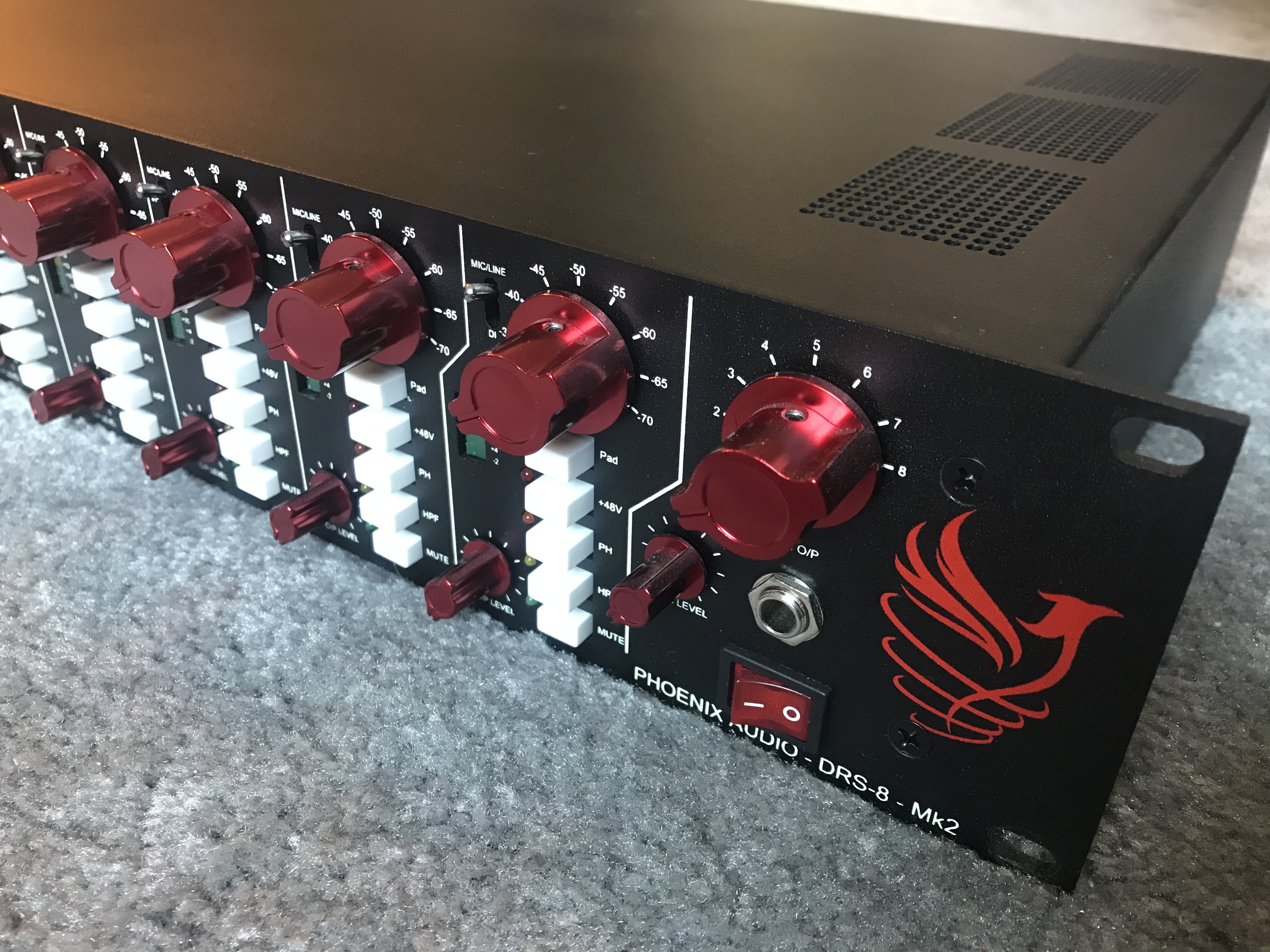 Octuple préamplificateur 