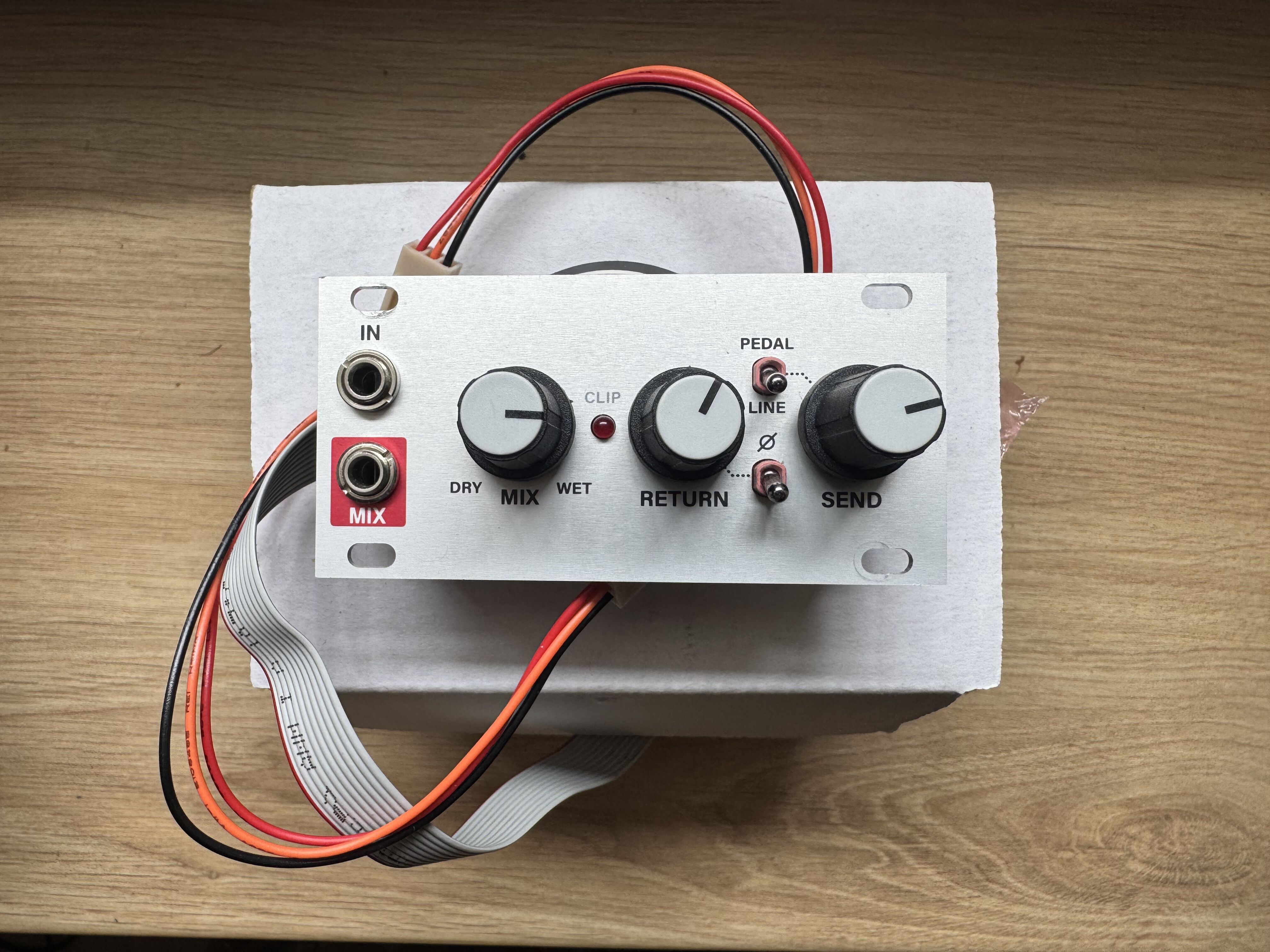 Vends Intellijel Pedal I/O 1U
