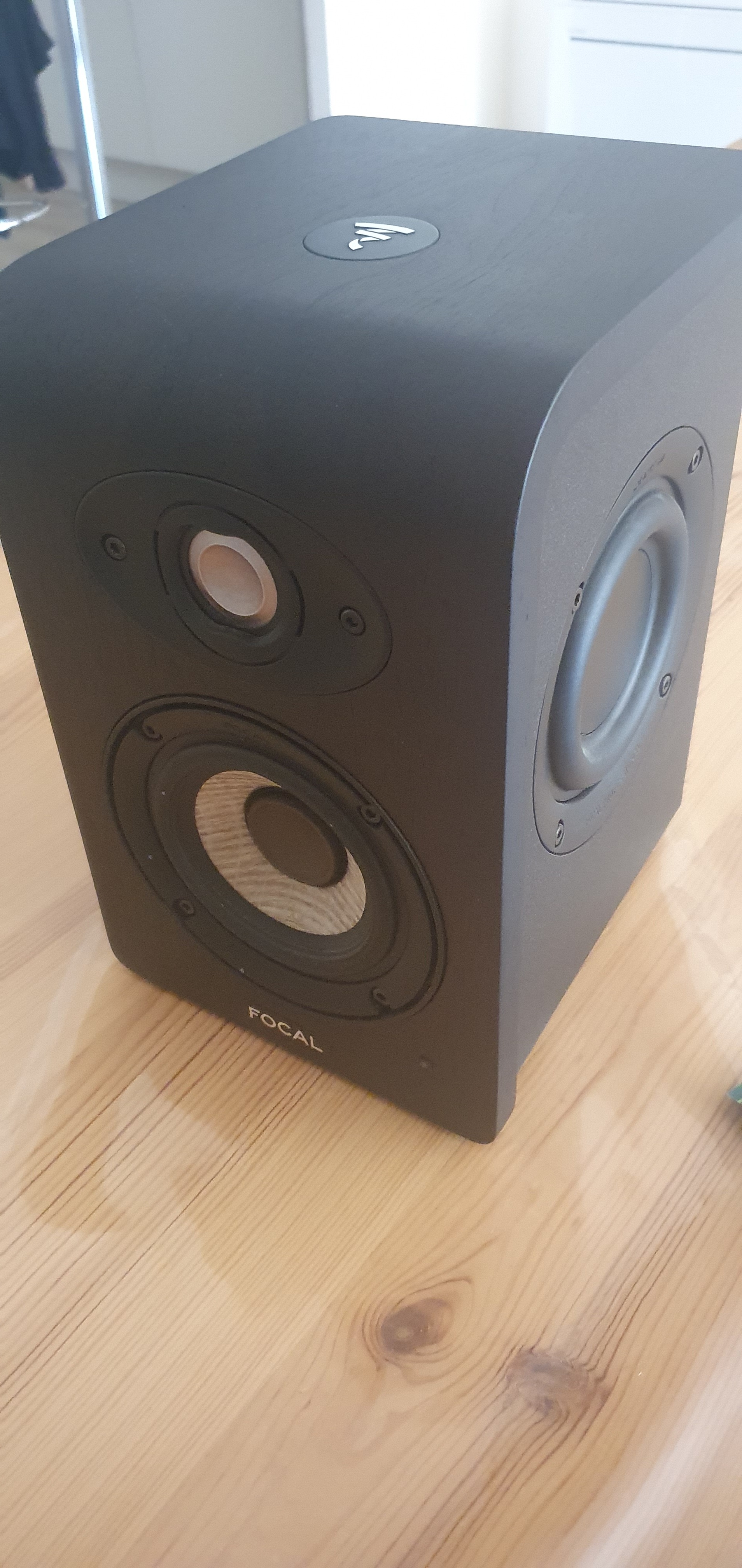 Vends Focal Shape40 (une seule)