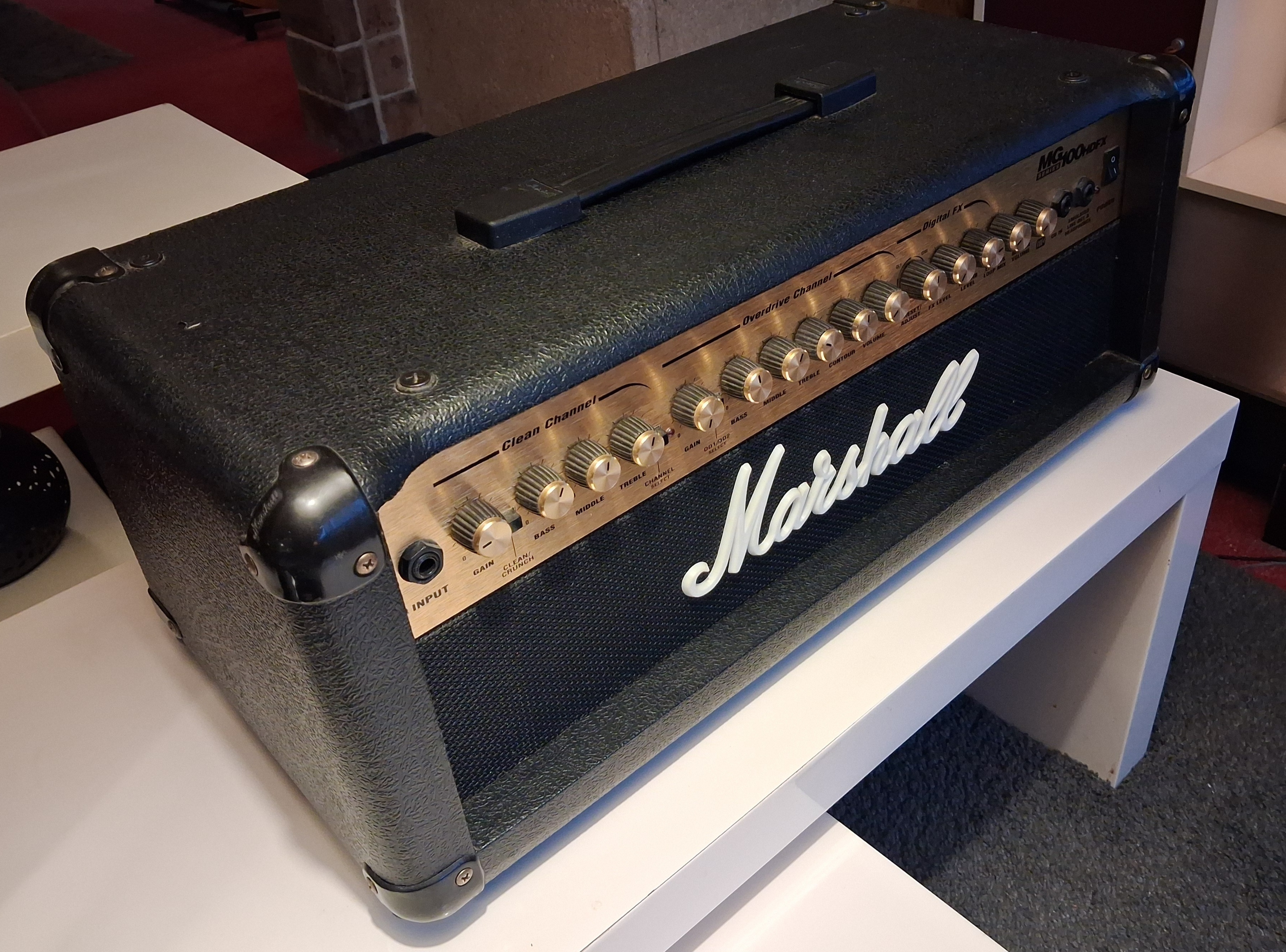 Marshall MG100HDFX (69605)