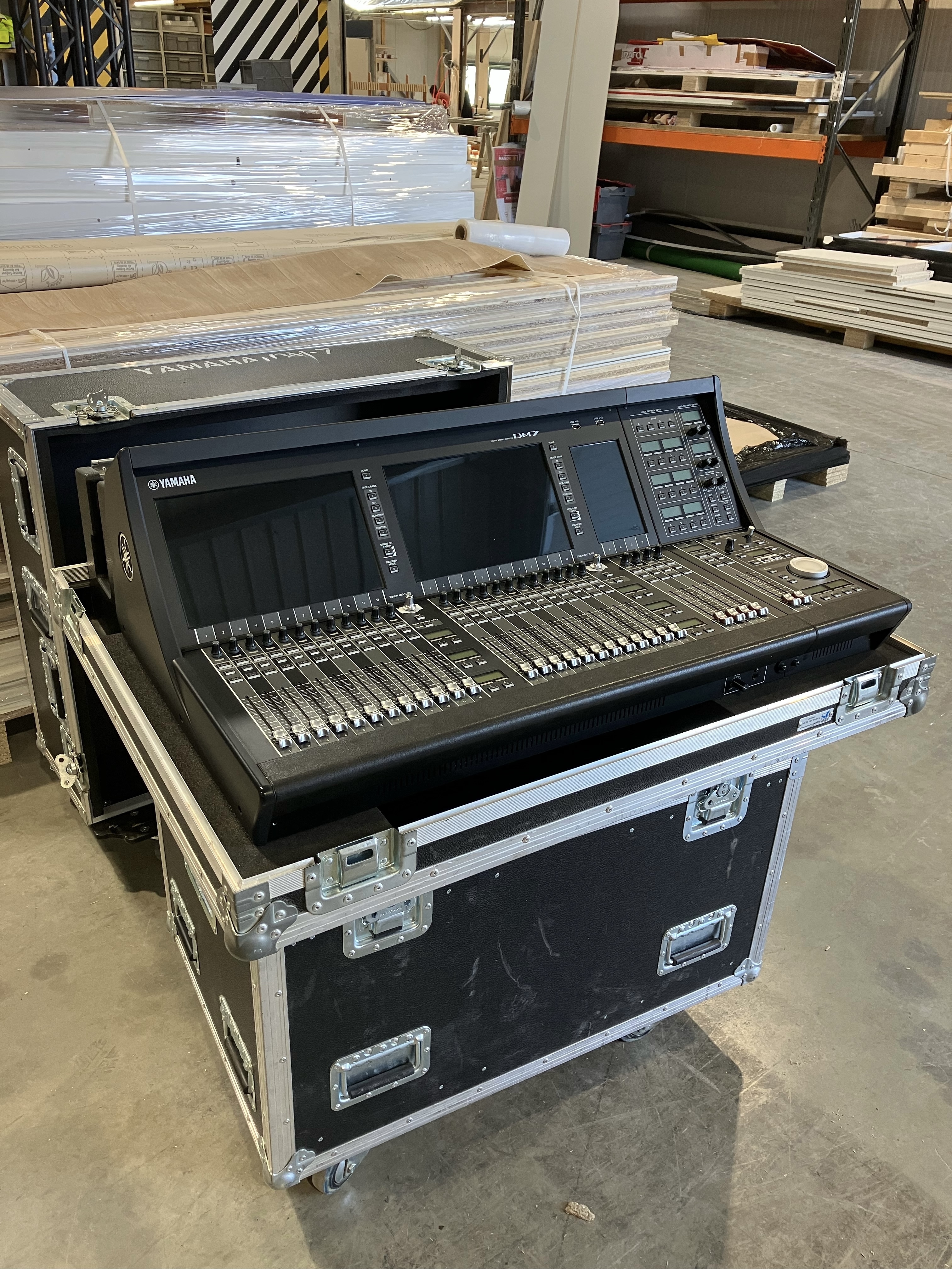 Yamaha DM7 (46701)