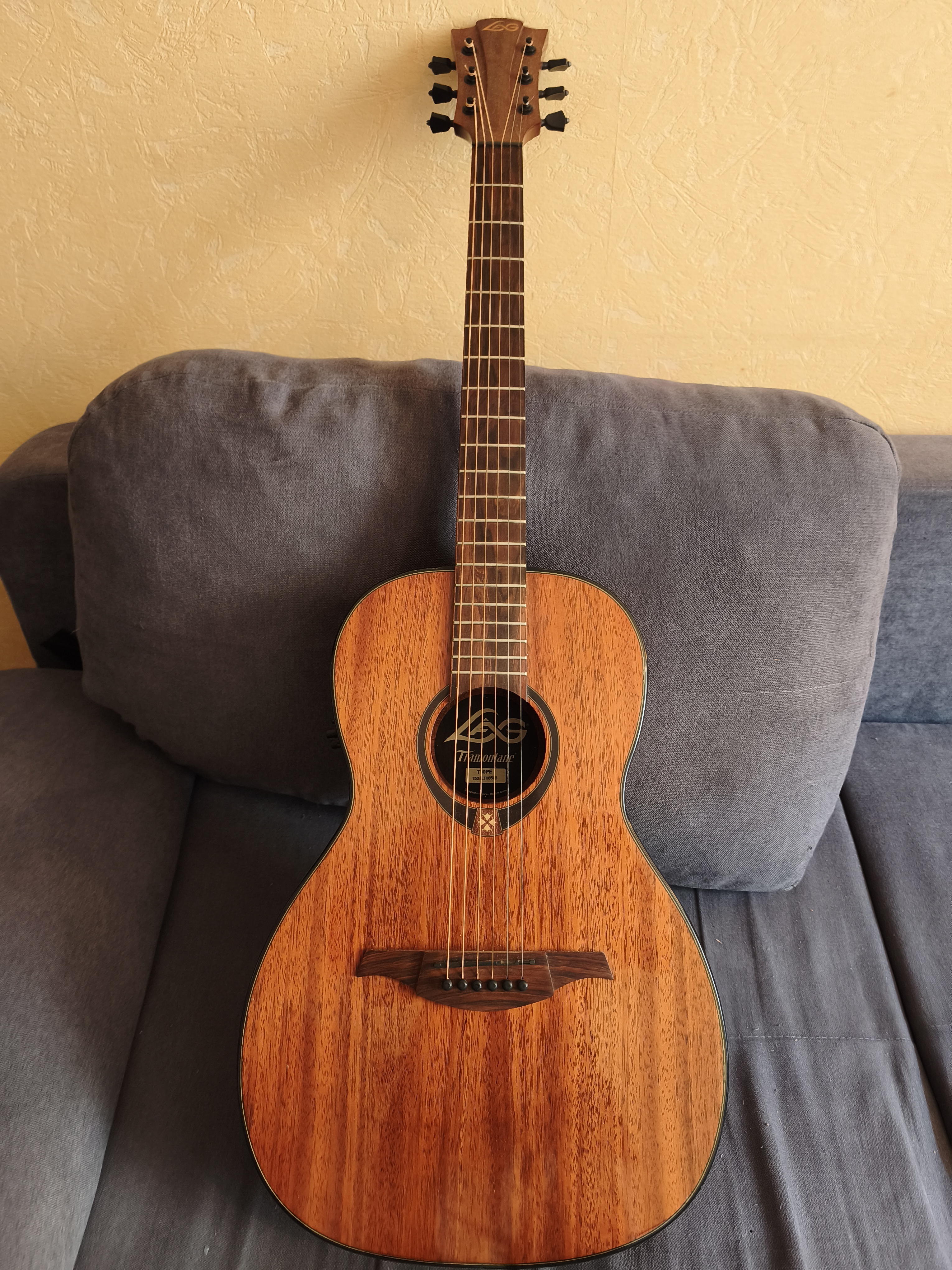 Lag electroacoustique - modèle Tramontane T90PE 