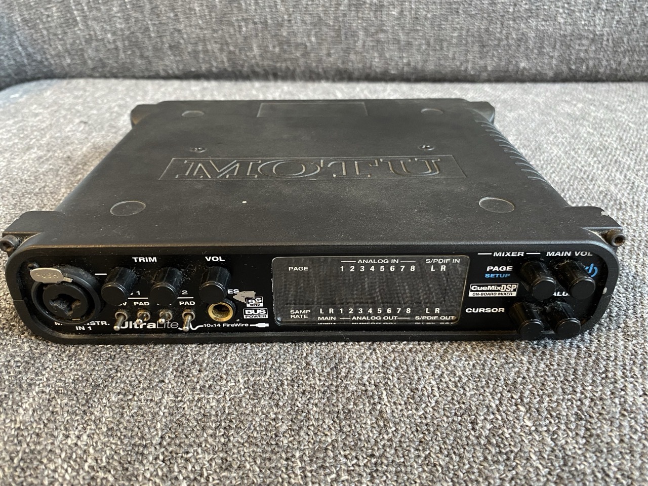 MOTU UltraLite 1ère génération HS – pour pièces / réparation