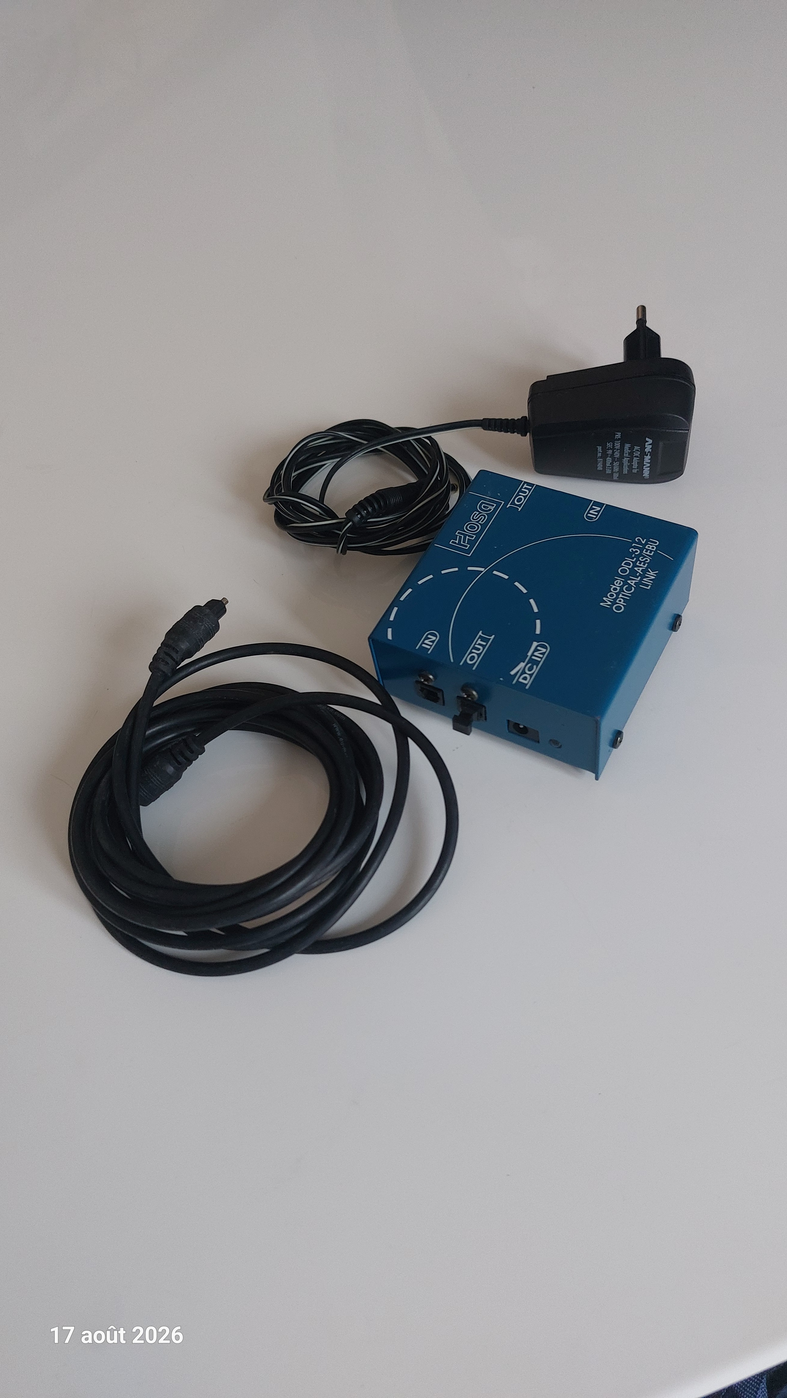 Vend convertisseur  optique vers AES EBU IN ET OUT