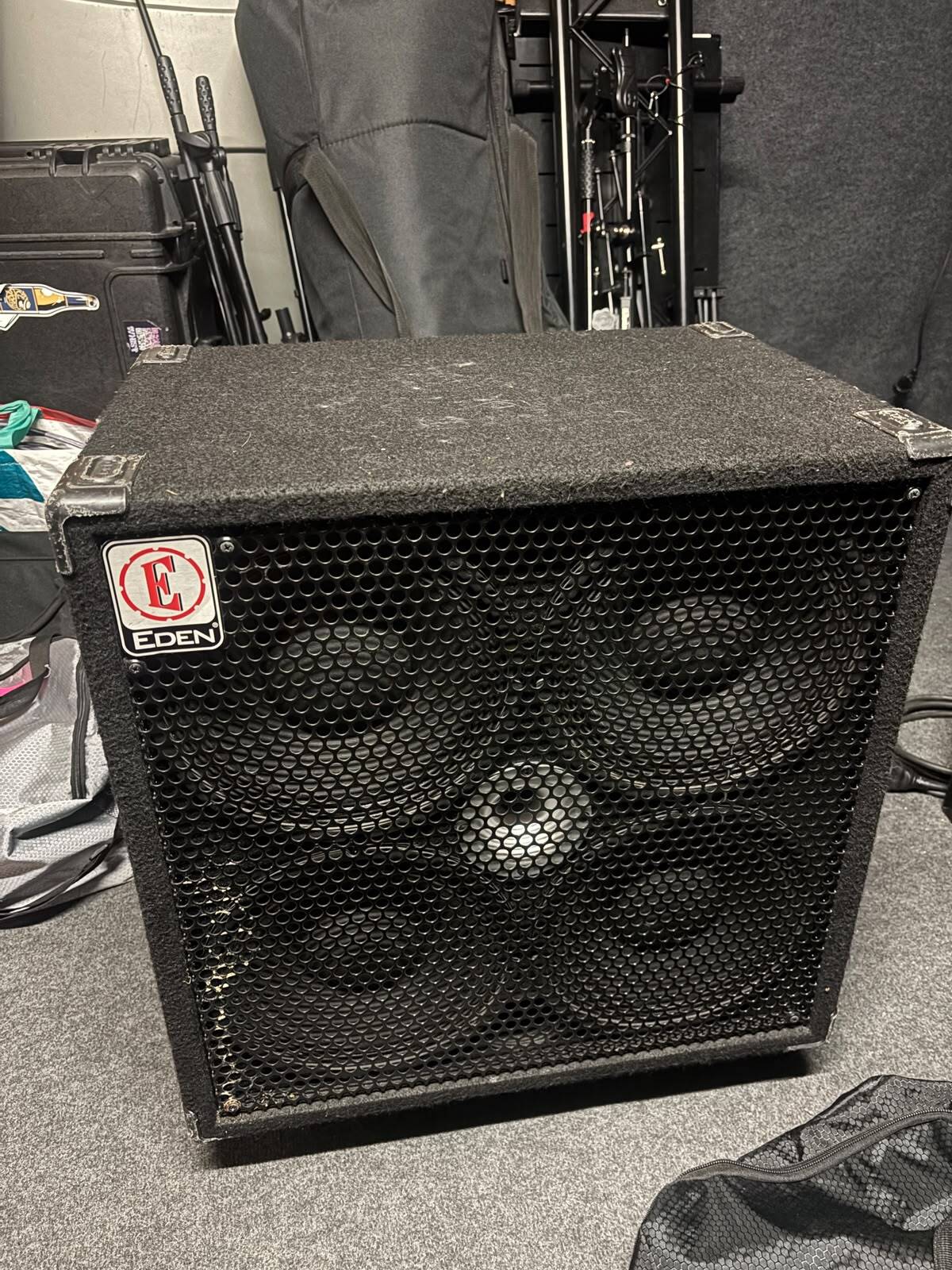 Vends Baffle Eden EX4104
