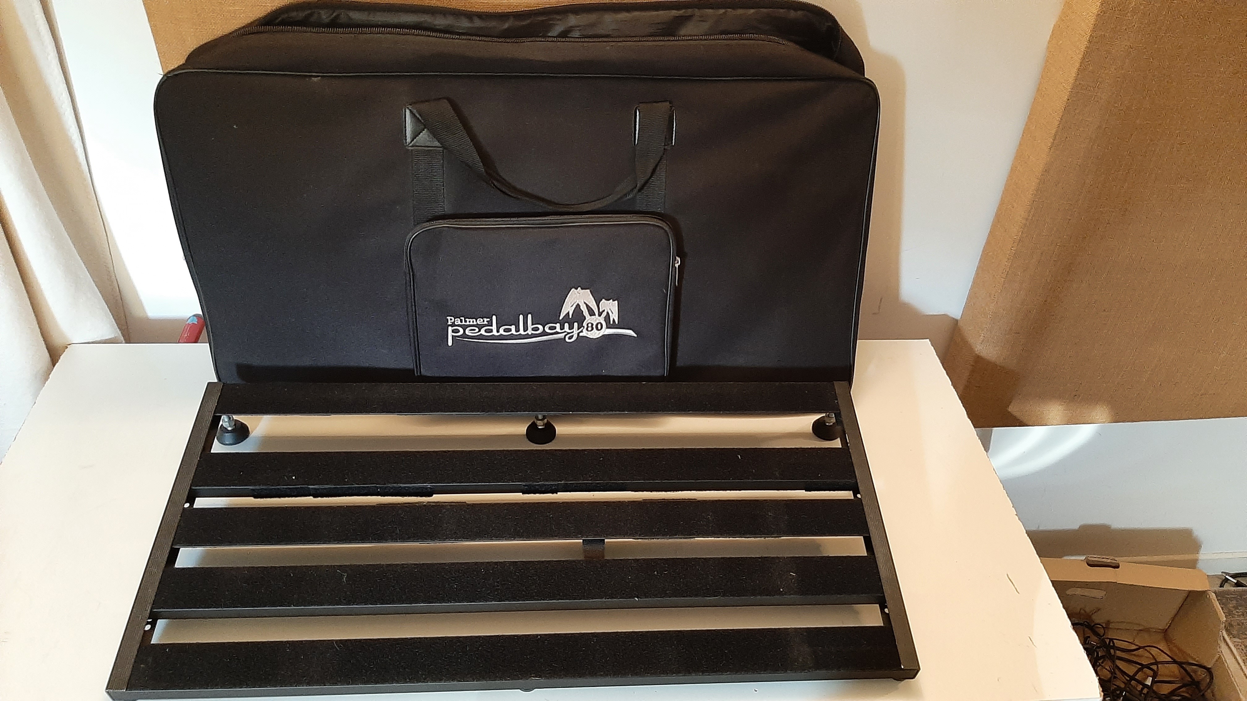 Vends pedalboard 