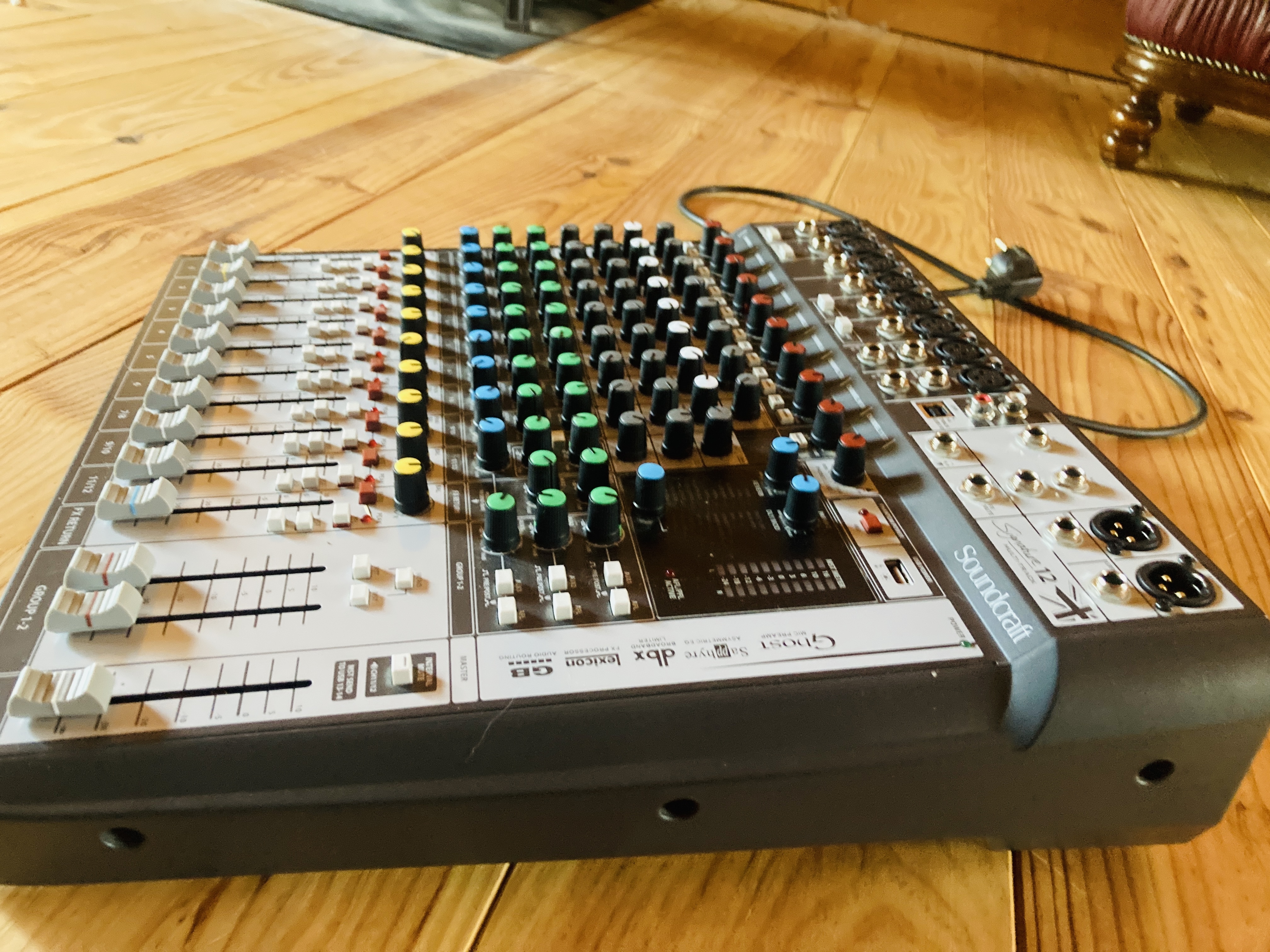 Soundcraft Signature 12 MTK (12067)