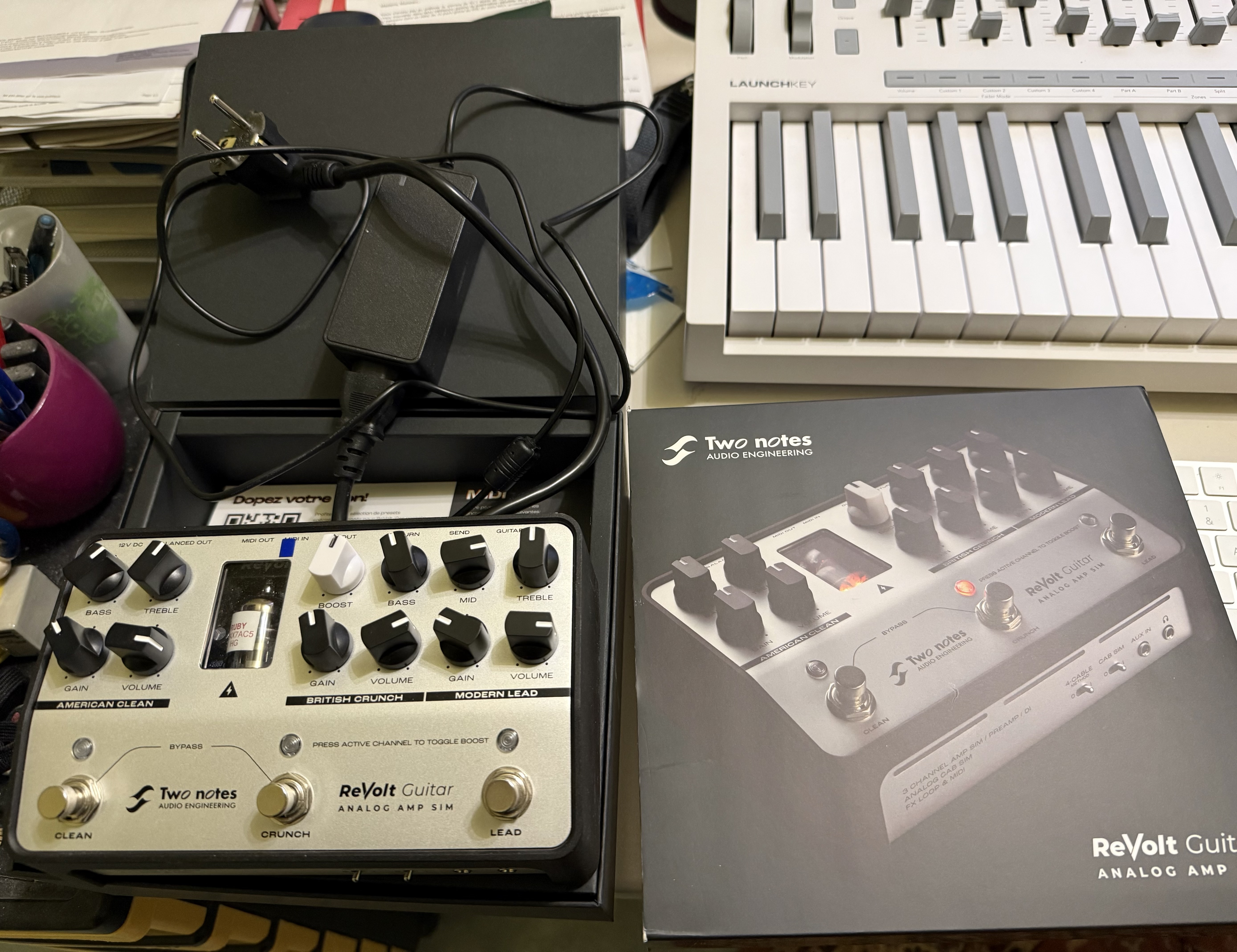 Two Notes Audio Engineering ReVolt Guitar