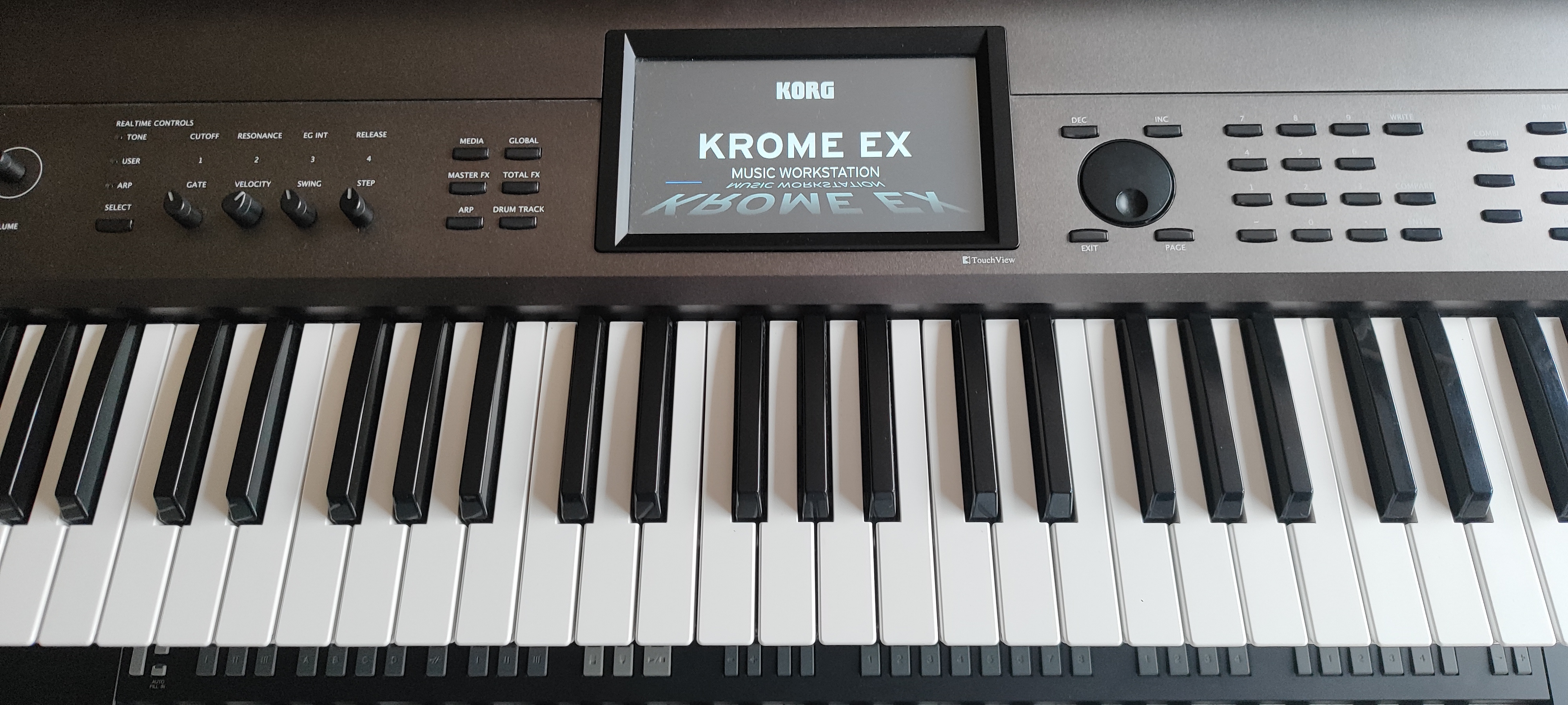 Vends Korg Krome EX