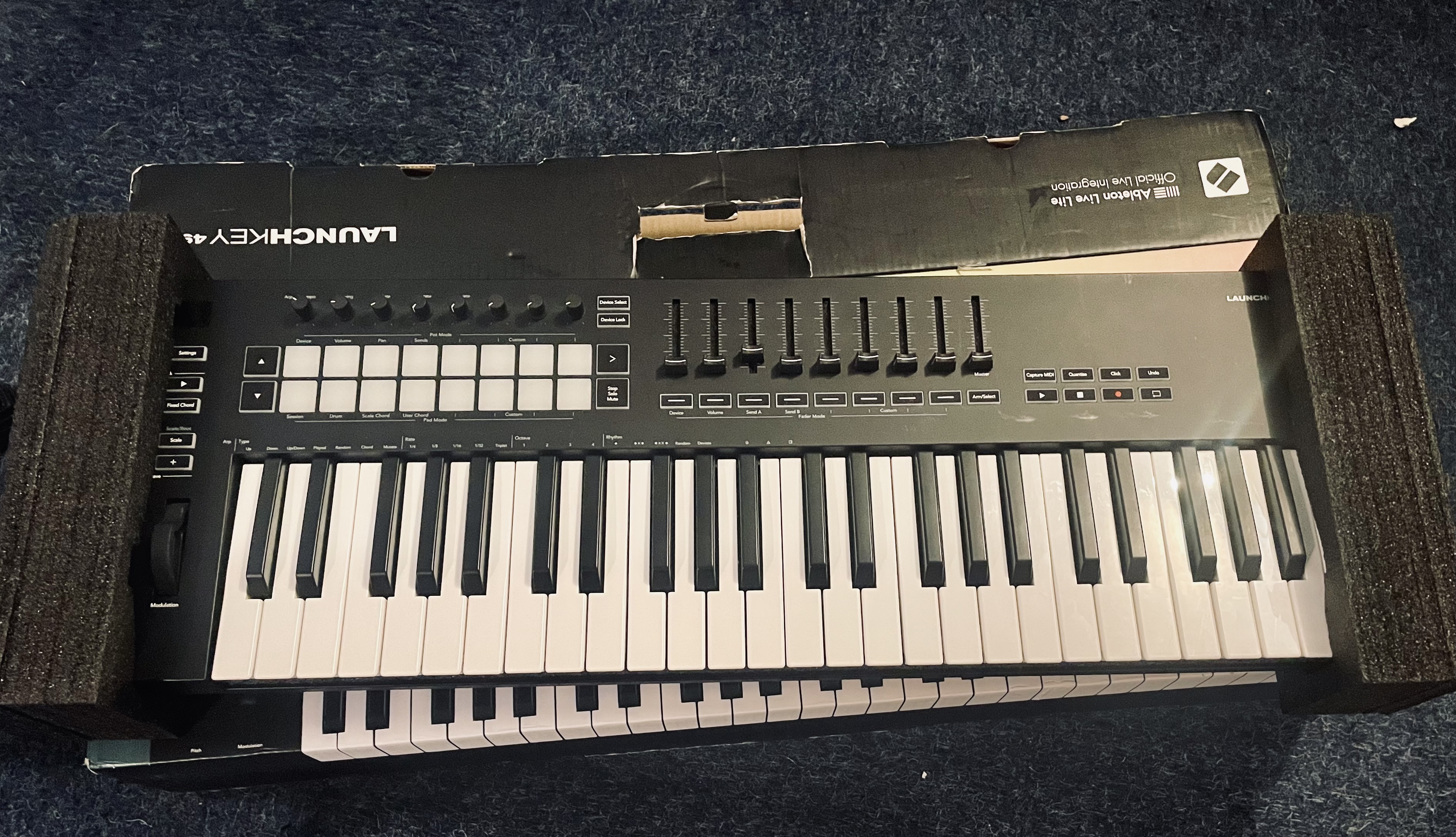 Launchkey 49 mk3
