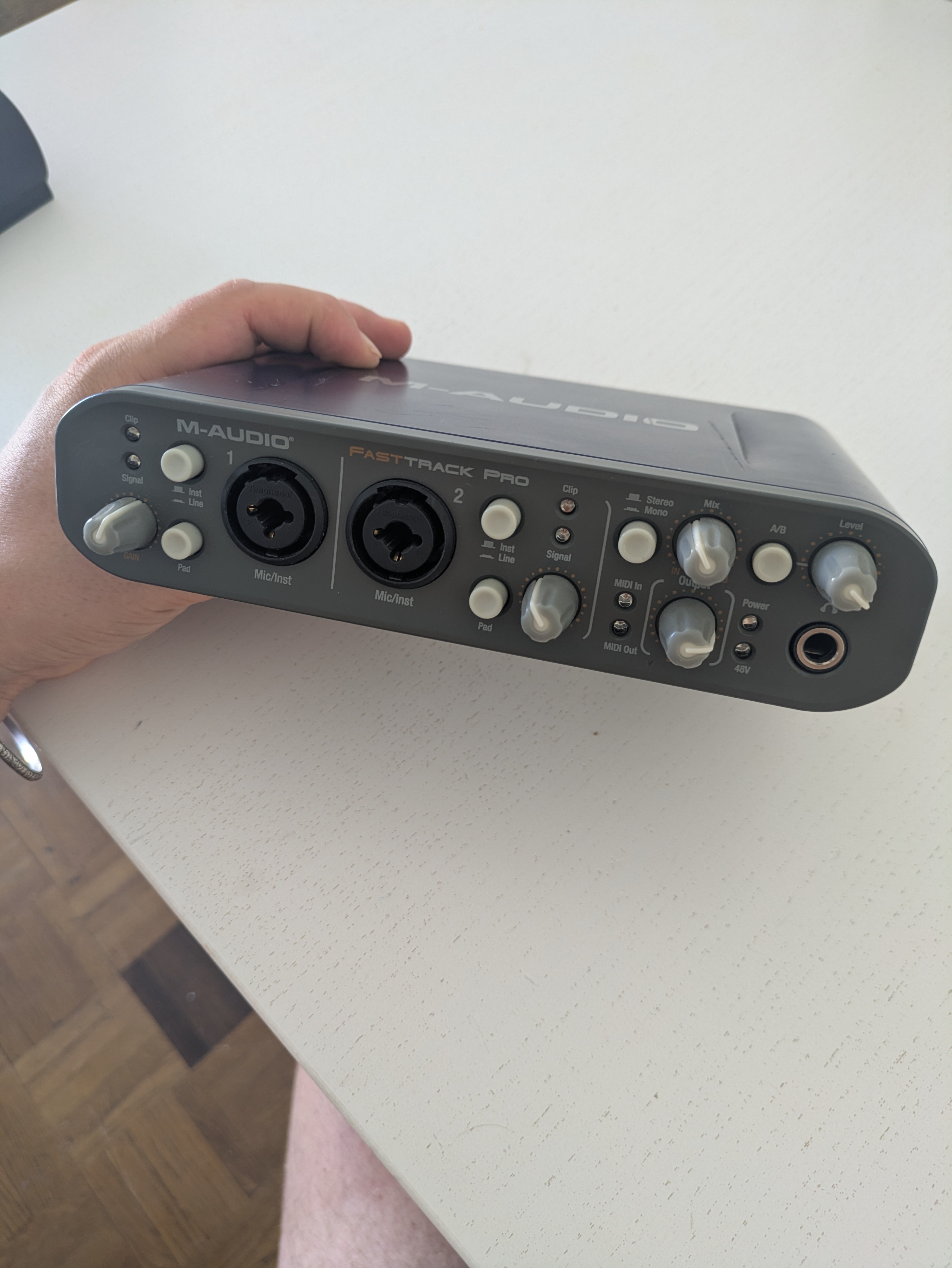 Vends carte son Fast Track Pro TBE