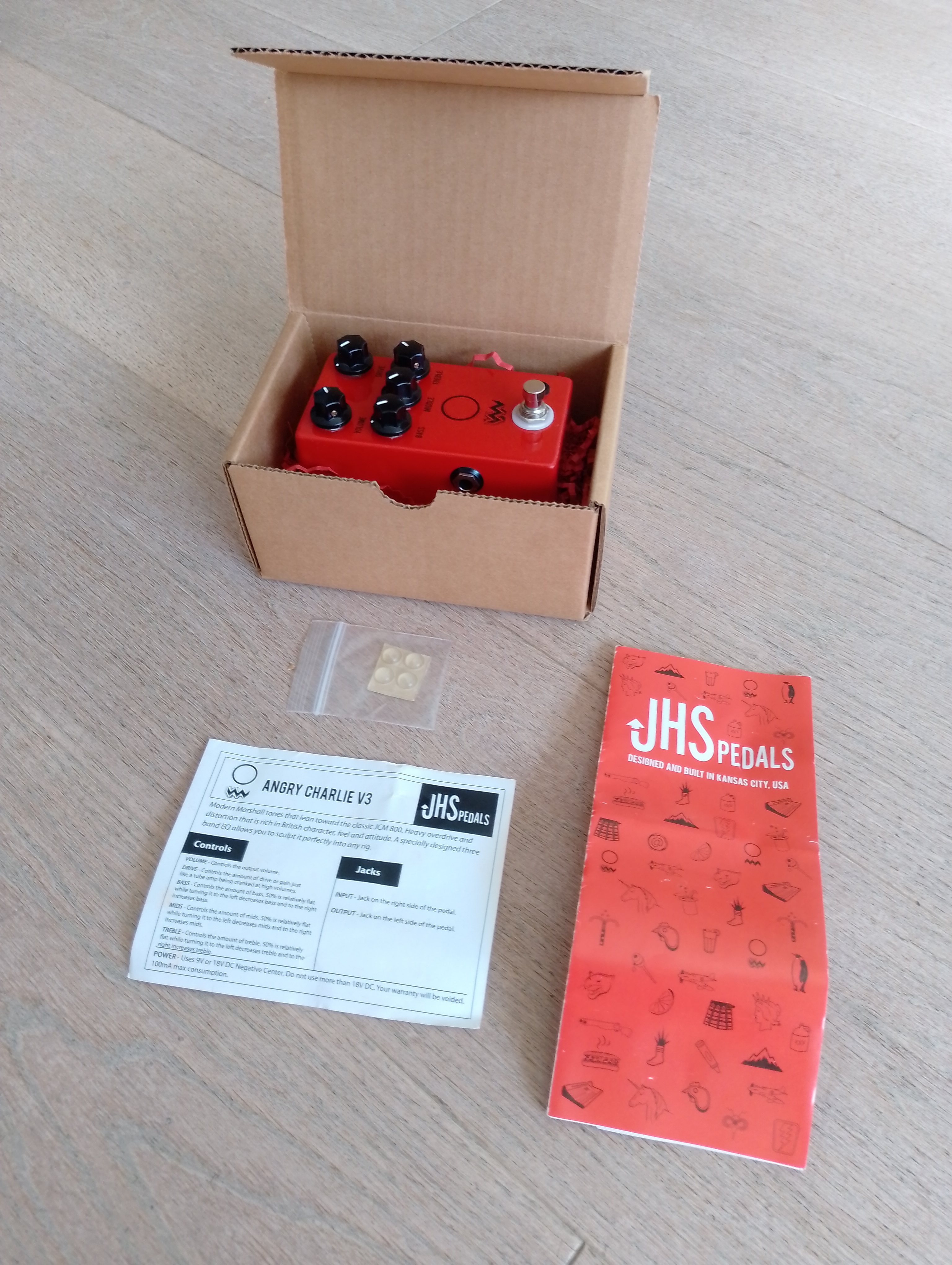 Pédale overdrive/distortion JHS Angy Charlie V3
