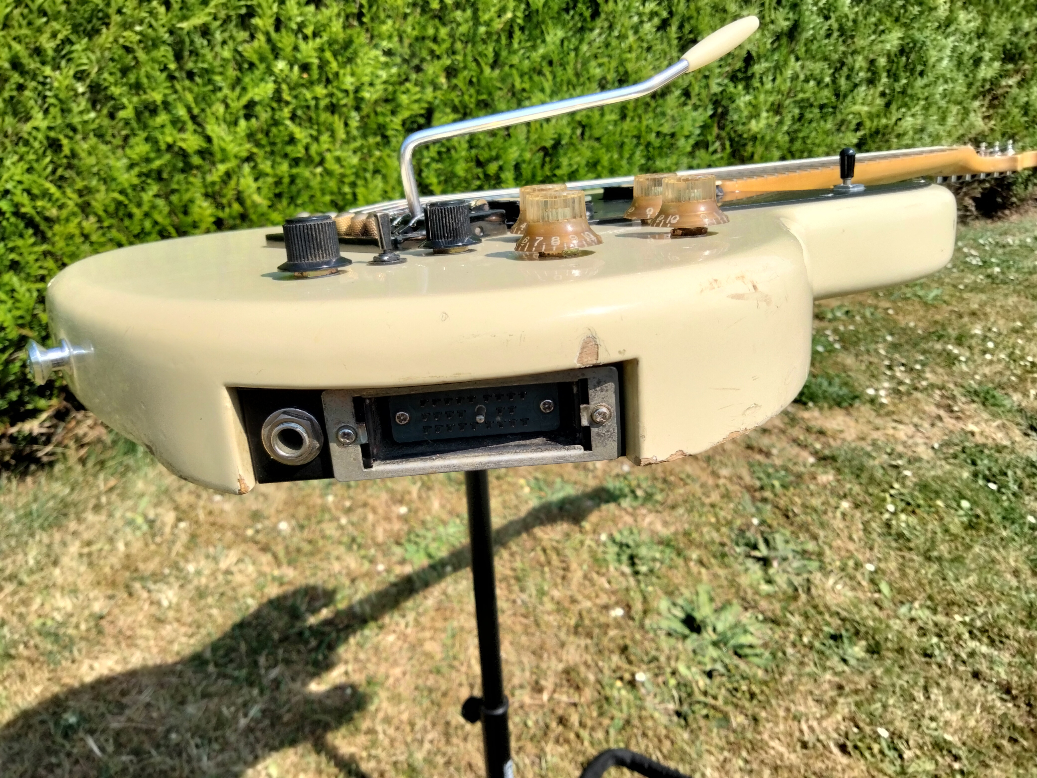Roland GR-300 (11907)