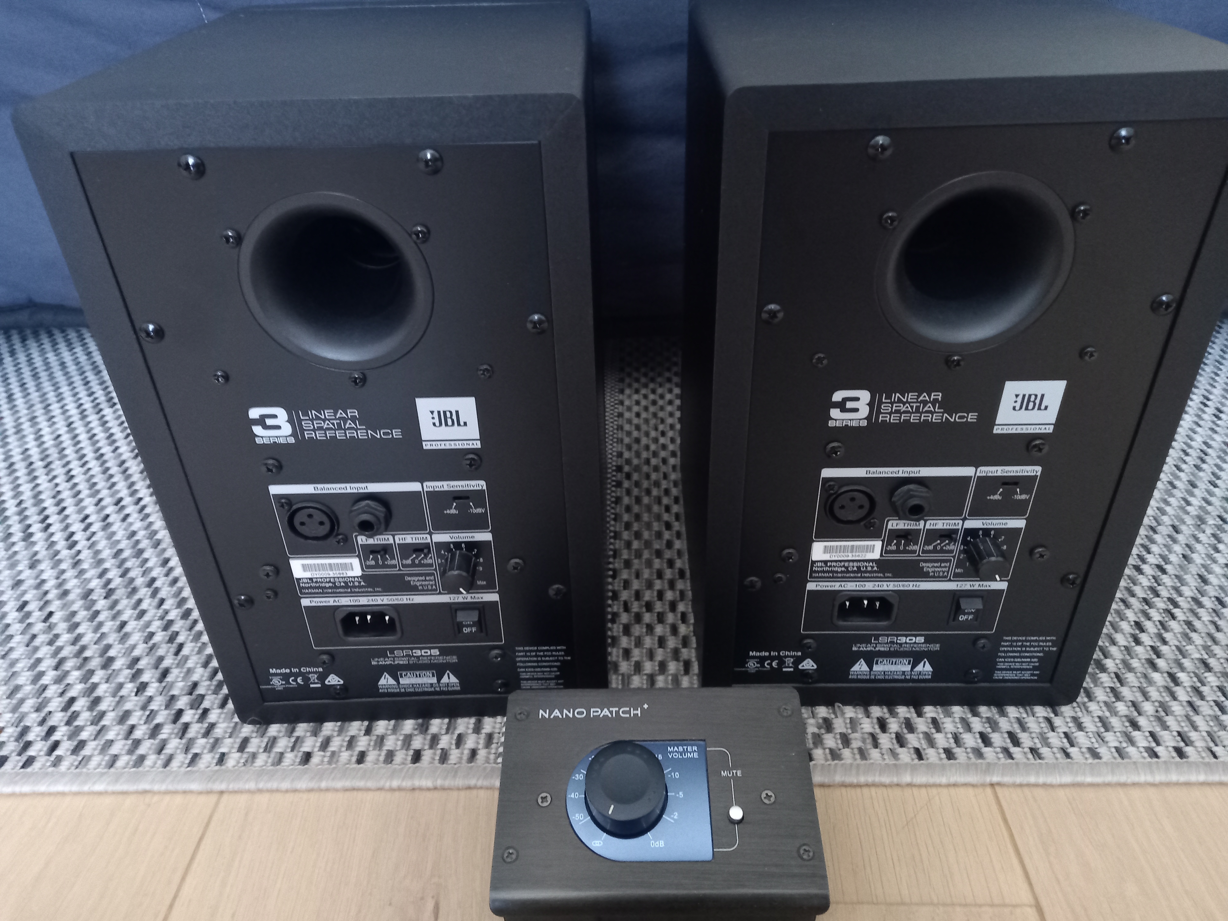 Vends paire enceintes jbl lsr305 