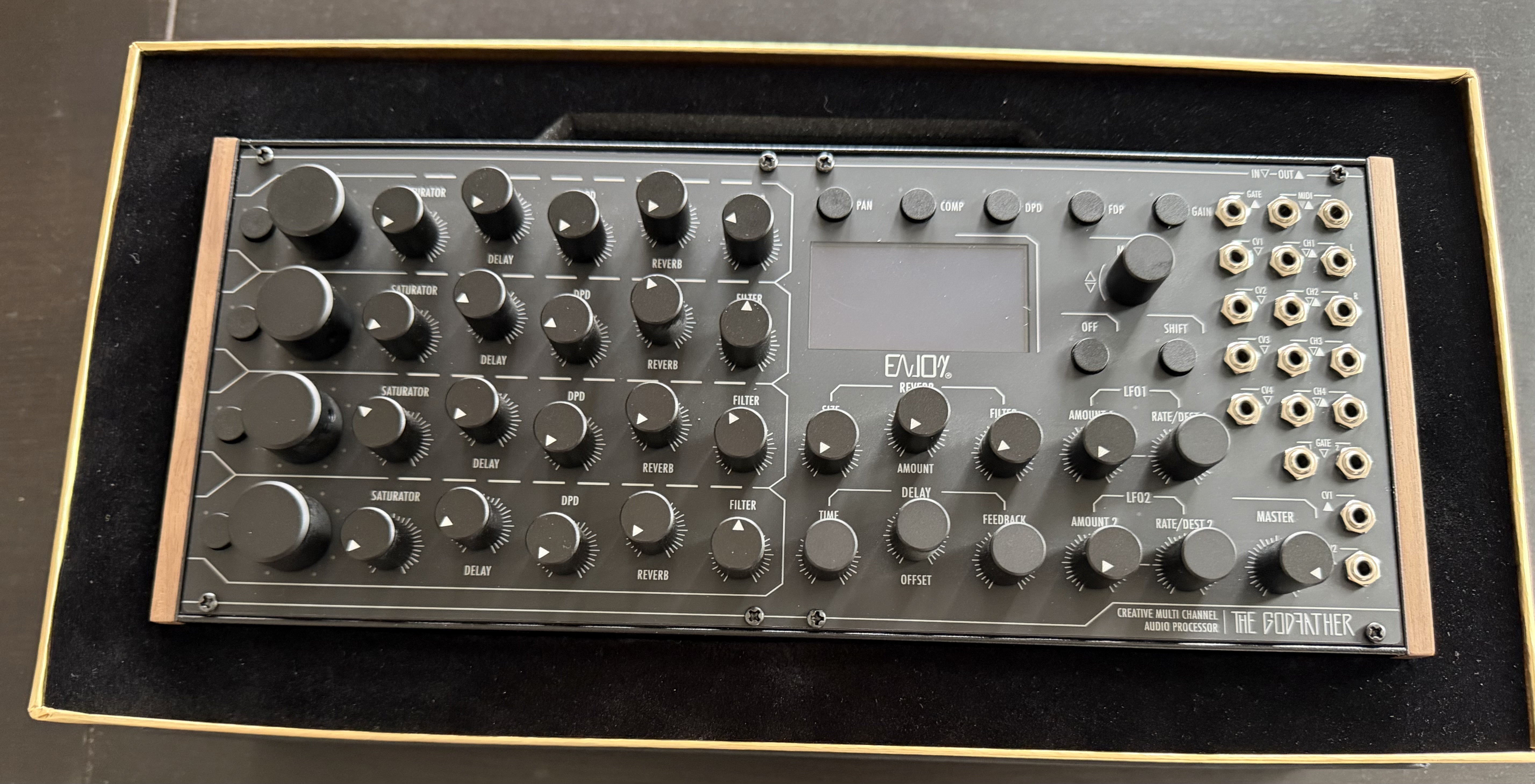 The Godfather - mixeur et multifx standalone & eurorack